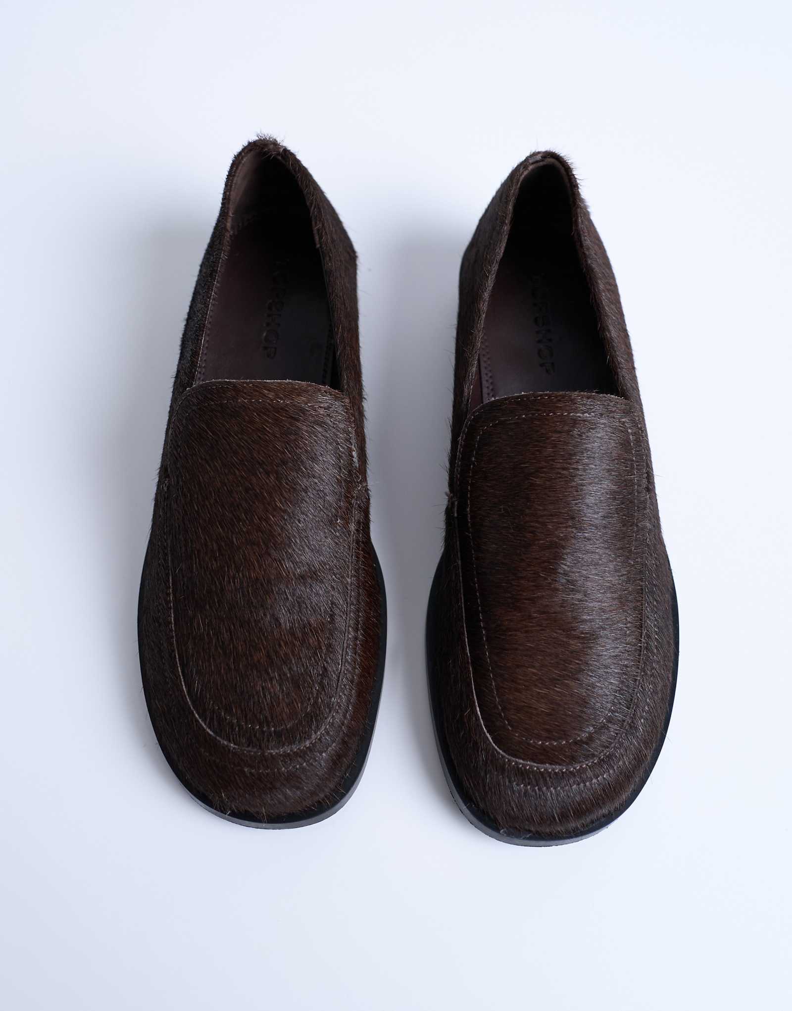 Мокасины на плоской подошве из натуральной кожи пони Topshop Corrie шоколадного цвета 16290₽