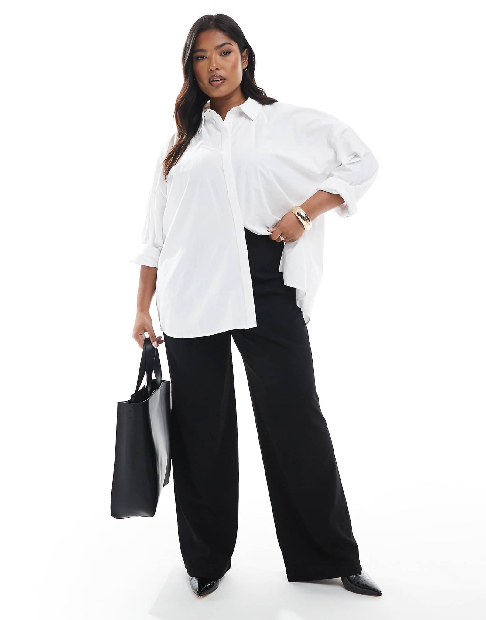 Широкие брюки Vero Moda с округлой складкой спереди черного цвета 11790₽