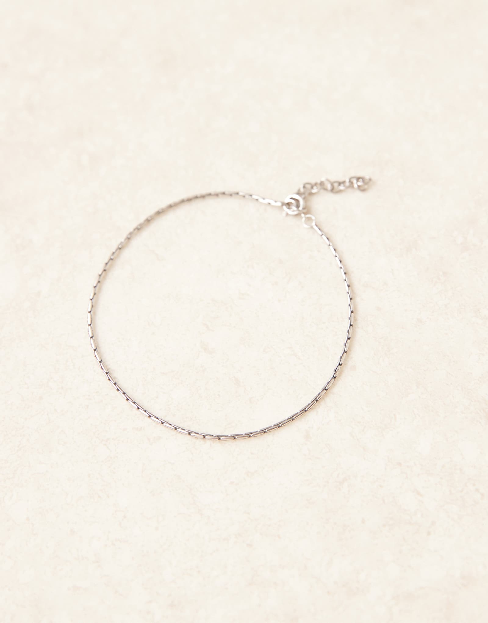 Браслет из чистого серебра ASOS DESIGN серебристого оттенка 8190₽