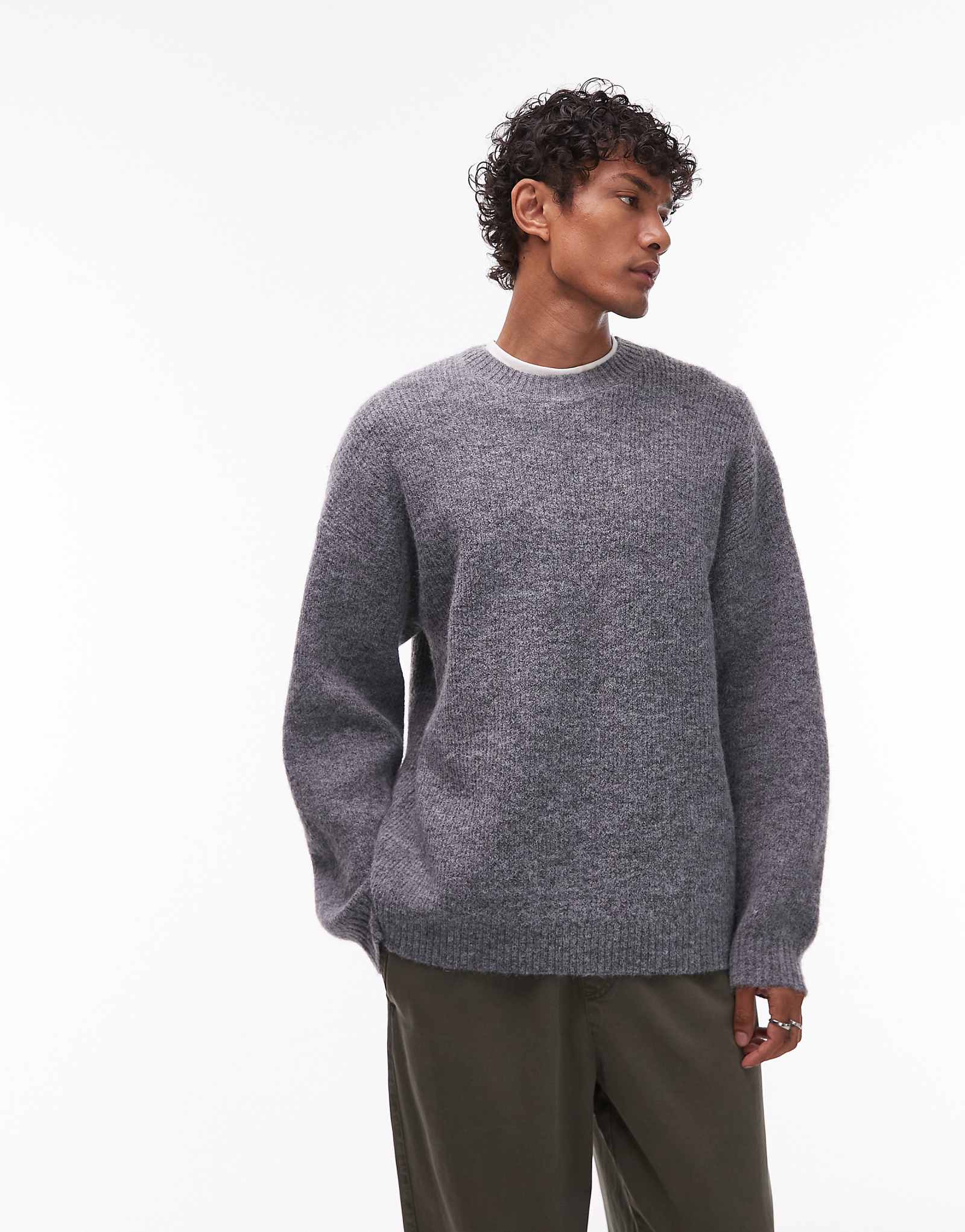 Спортивный свитер Topman oversize fit цвета древесного угля 12290₽