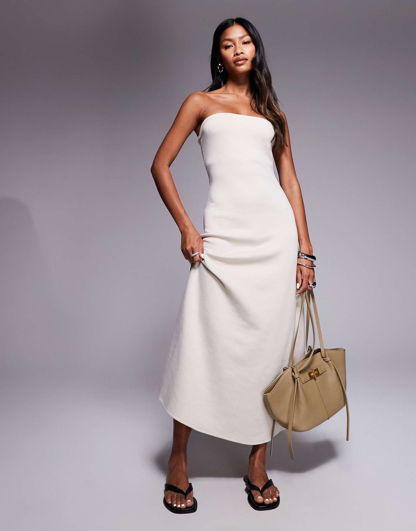 Макси-платье-бандо River Island цвета экрю 13290₽