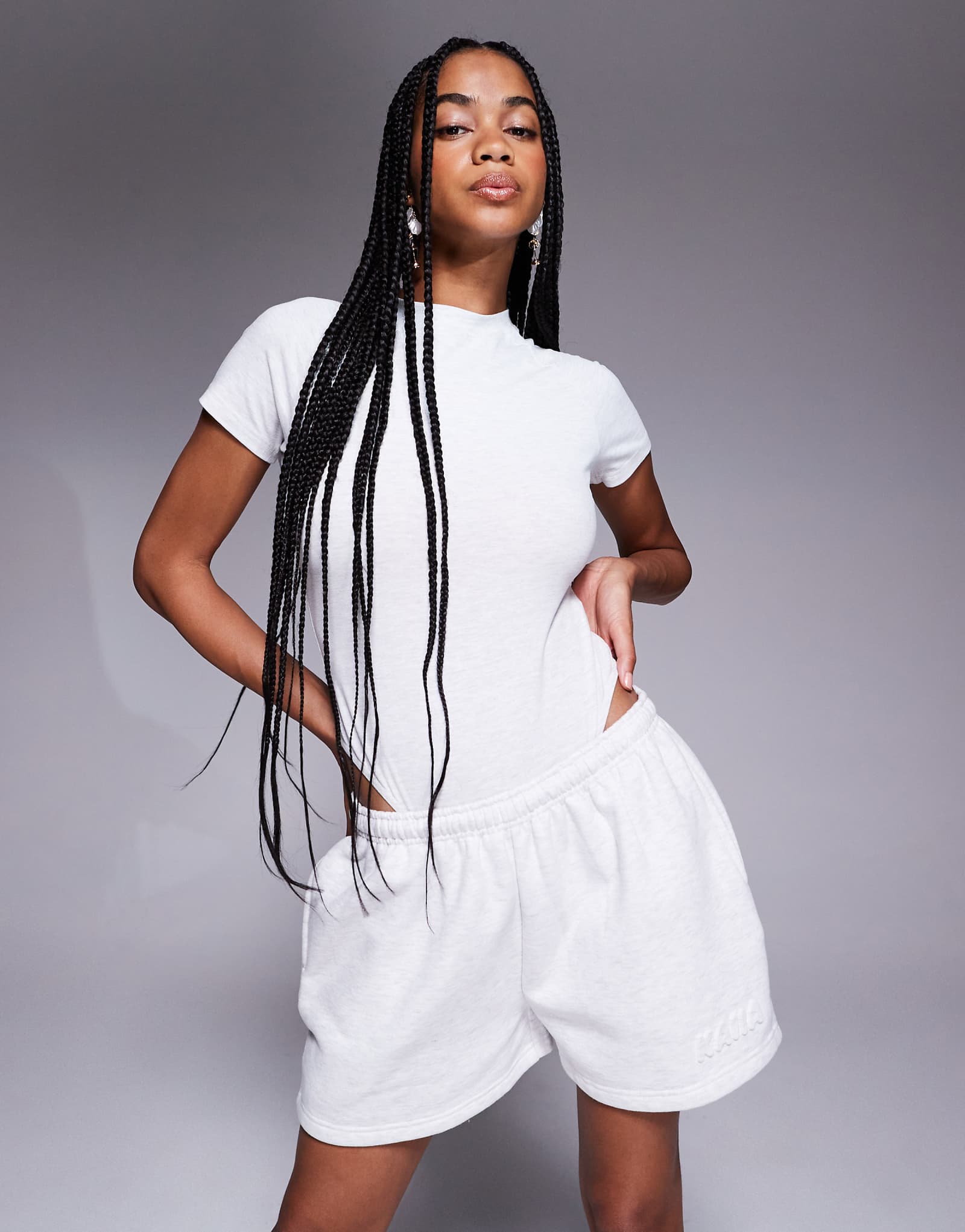 Боди Kaiia с коротким рукавом и высоким воротом из светло-серого вереска - часть комплекта