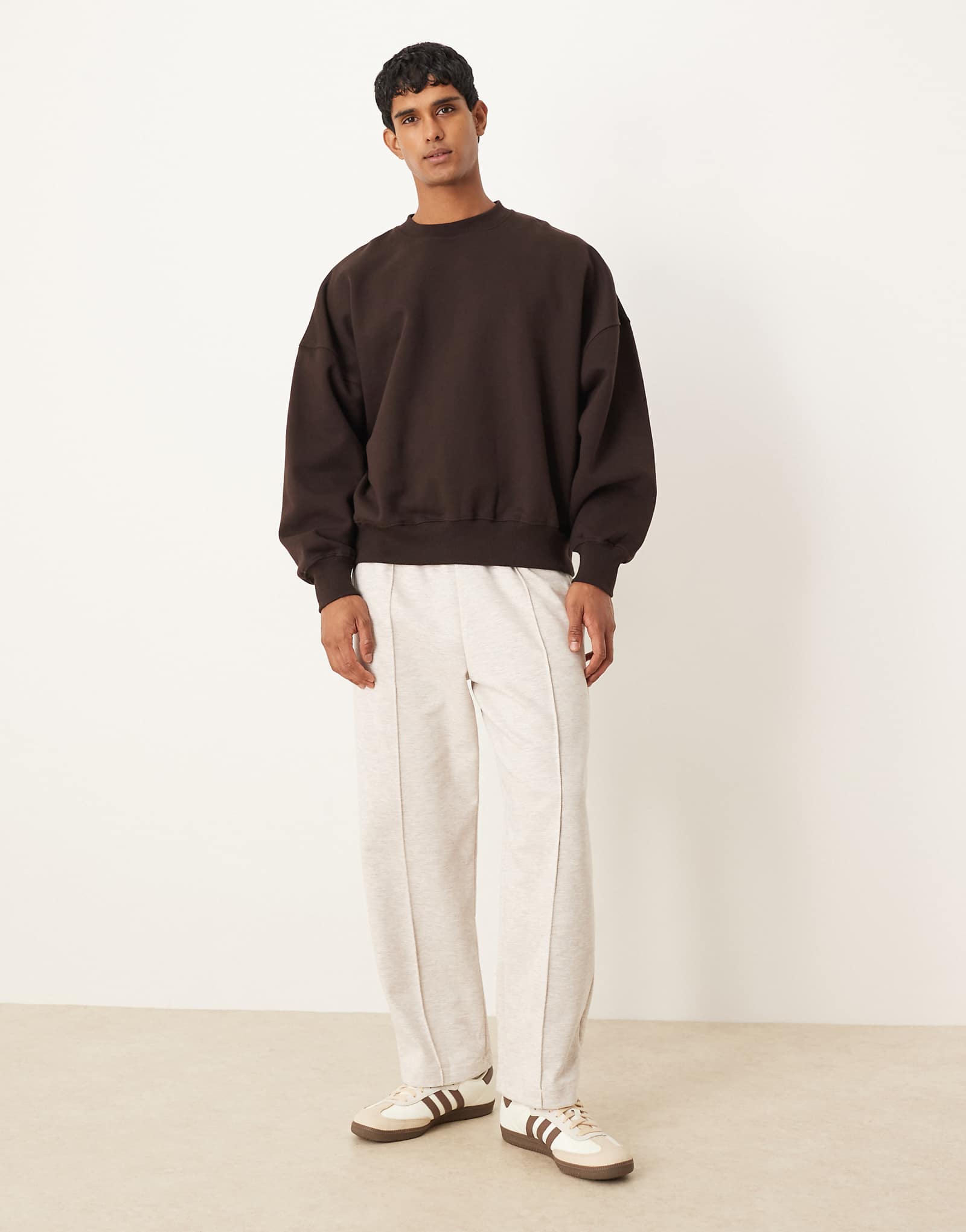 Дизайнерские спортивные брюки ASOS зауженного кроя из овсяной ткани в полоску для подводного плавания 8790₽