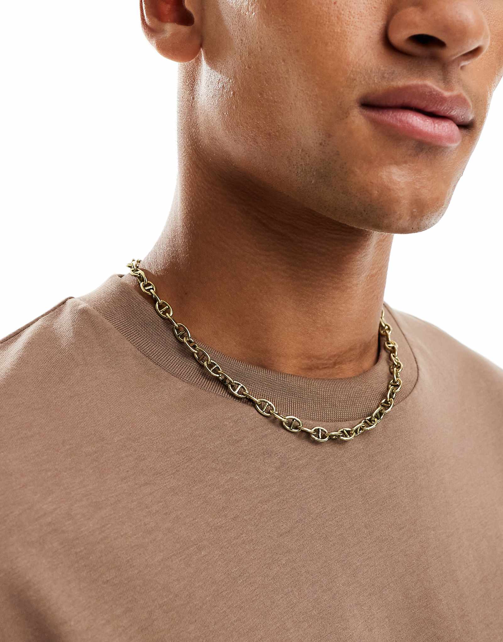 Классическое колье-цепочка из 77 звеньев, выполненное в винтажном золотистом цвете