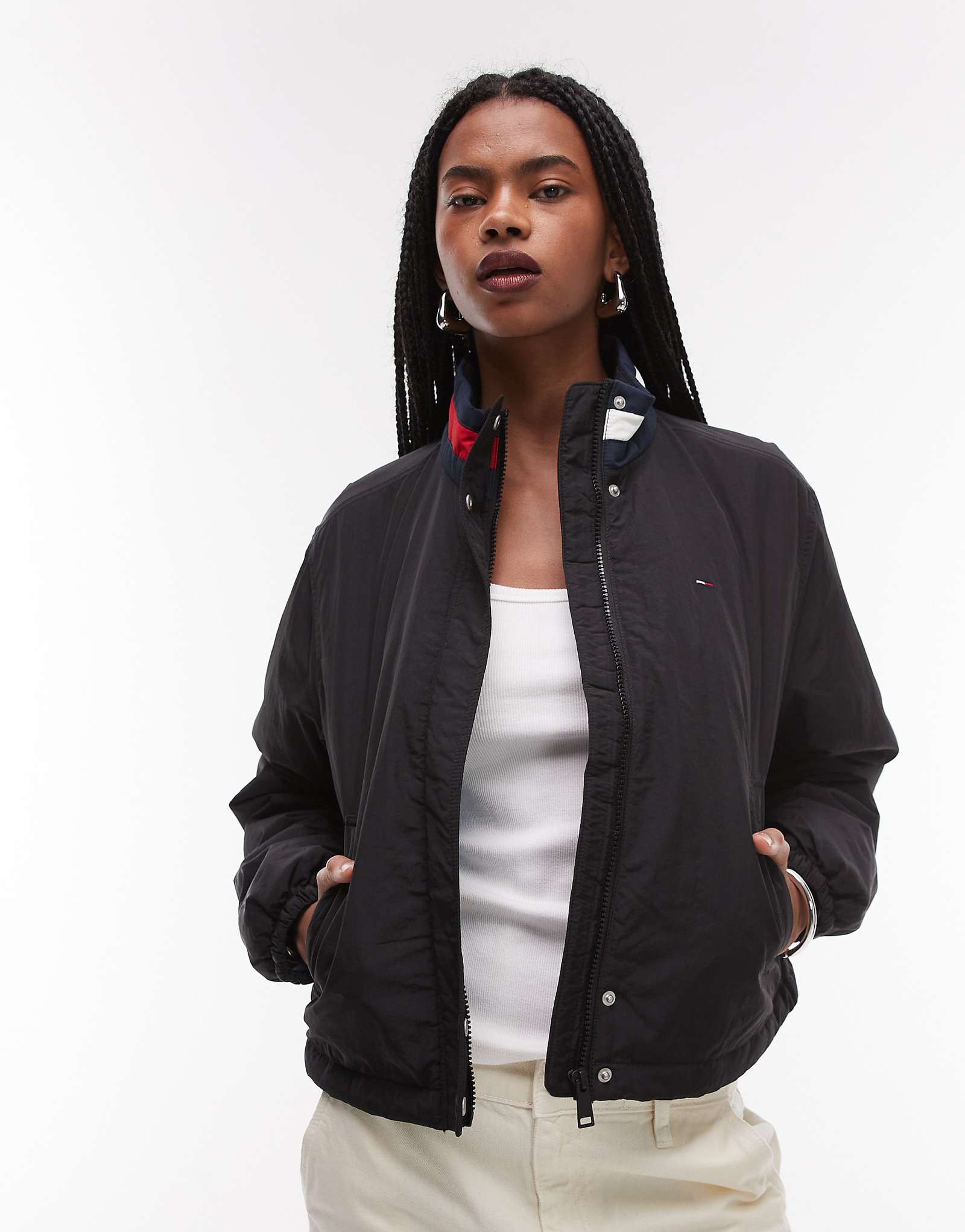 Томми джинсы возможное логотип флаг куртка с подкладкой в черном 38790₽