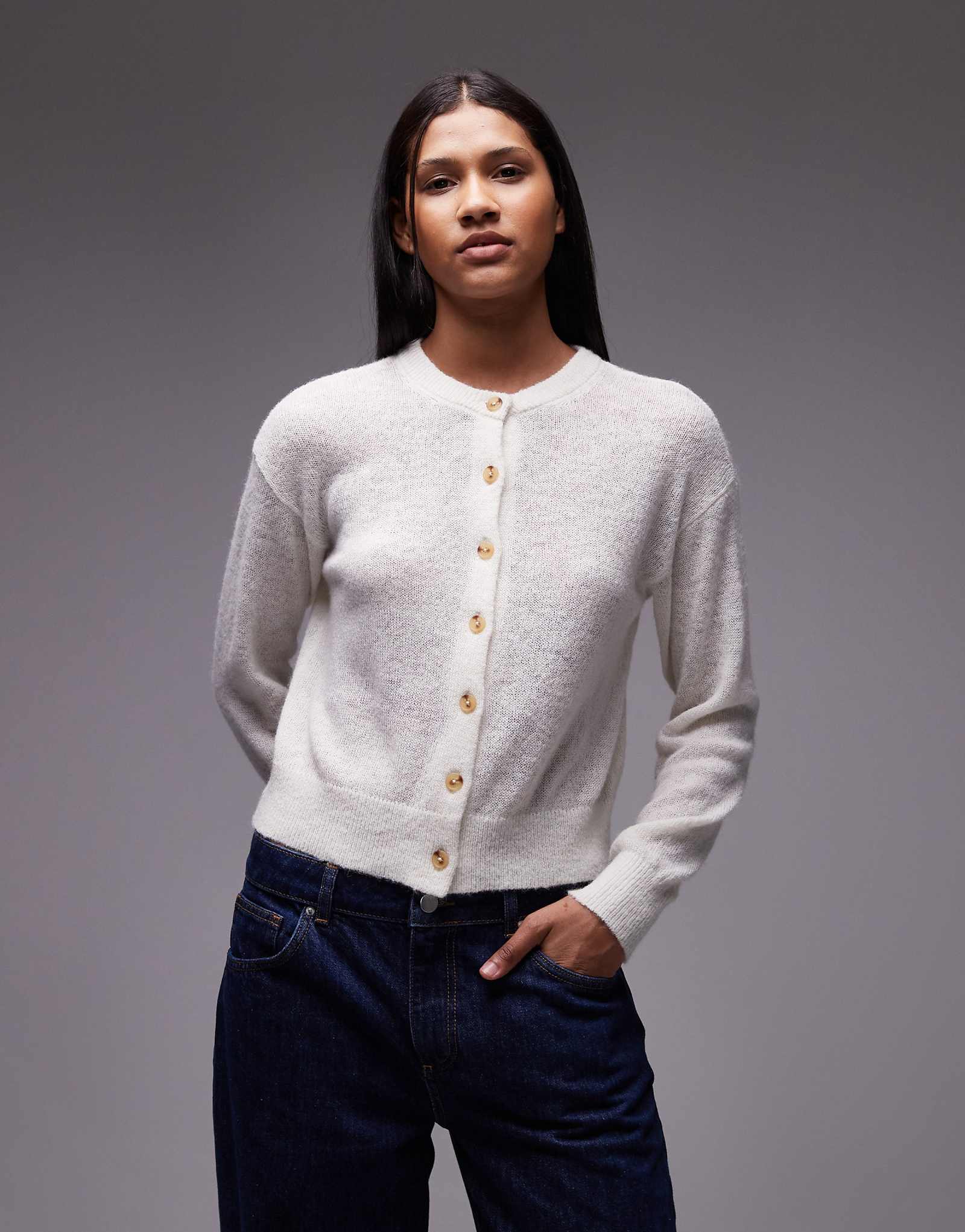 Вязаный легкий кардиган-лодочка Topshop из овса 8490₽