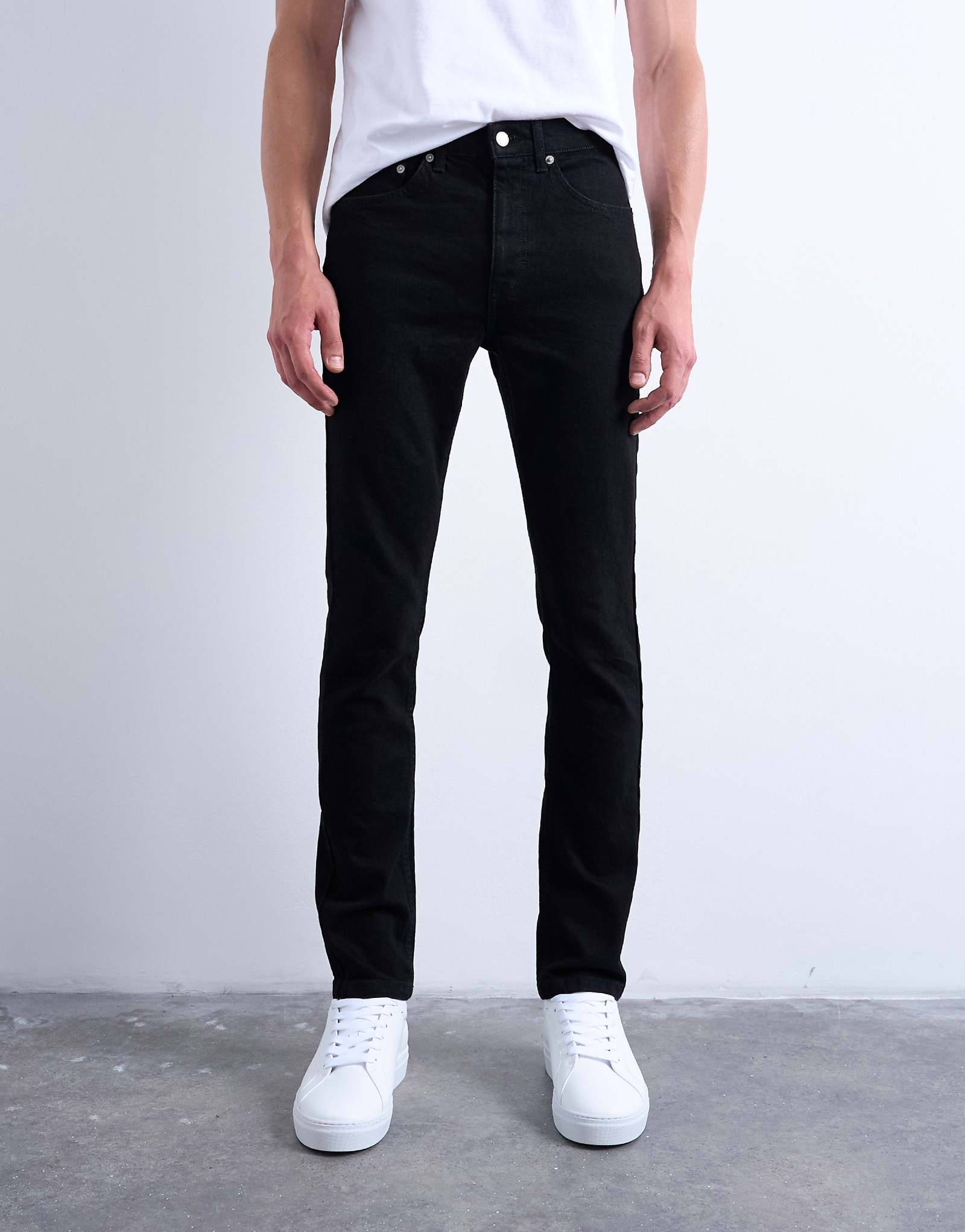 Джинсы-скинни-стрейч Topman черного цвета 12290₽