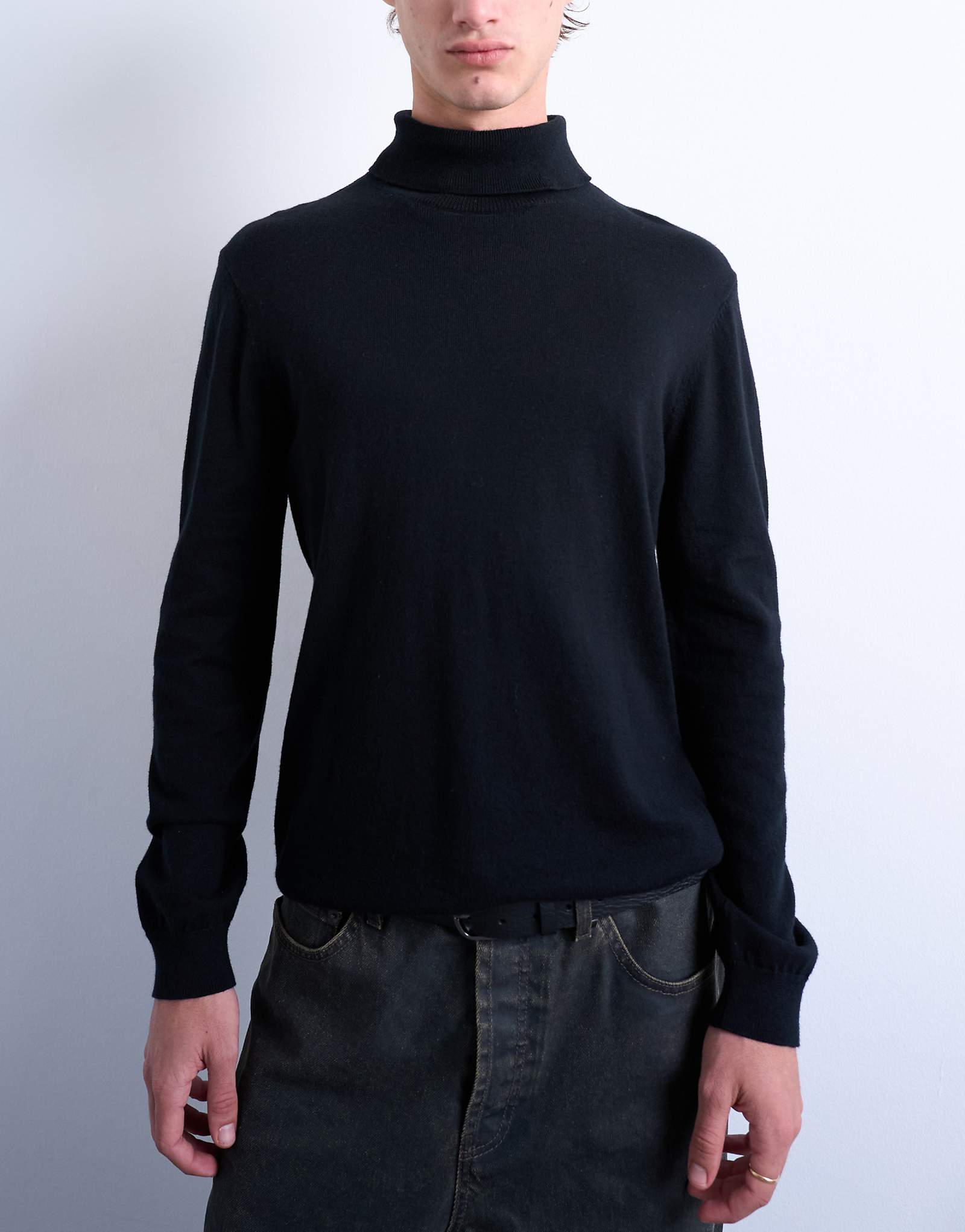 Воротник-стойка Topman essential из шерсти черного цвета 9790₽