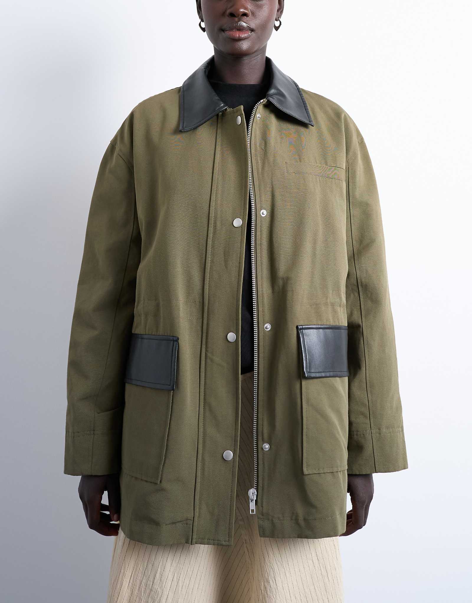 Сережка Topshop с накладным карманом темно-зеленого цвета 22290₽