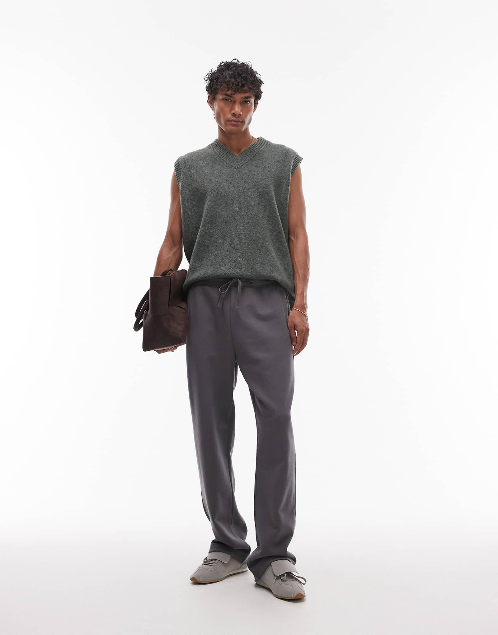 Спортивные брюки Topman heavyweight с прямыми штанинами цвета древесного угля 11190₽