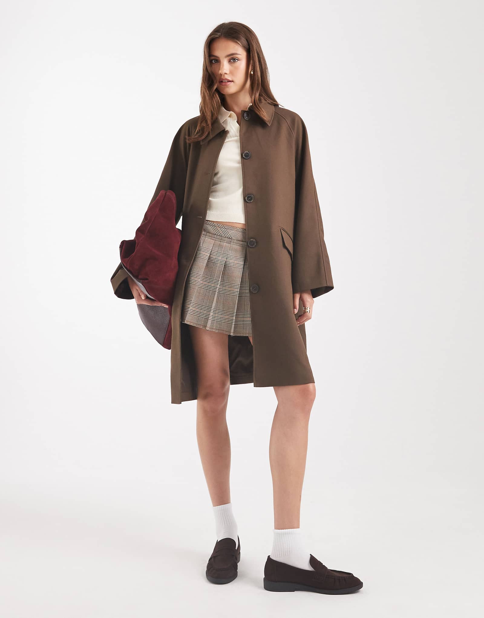 ДИЗАЙНЕРСКОЕ автомобильное пальто средней длины от ASOS сшитое на заказ в цвете хаки с рукавом в полоску 18390₽