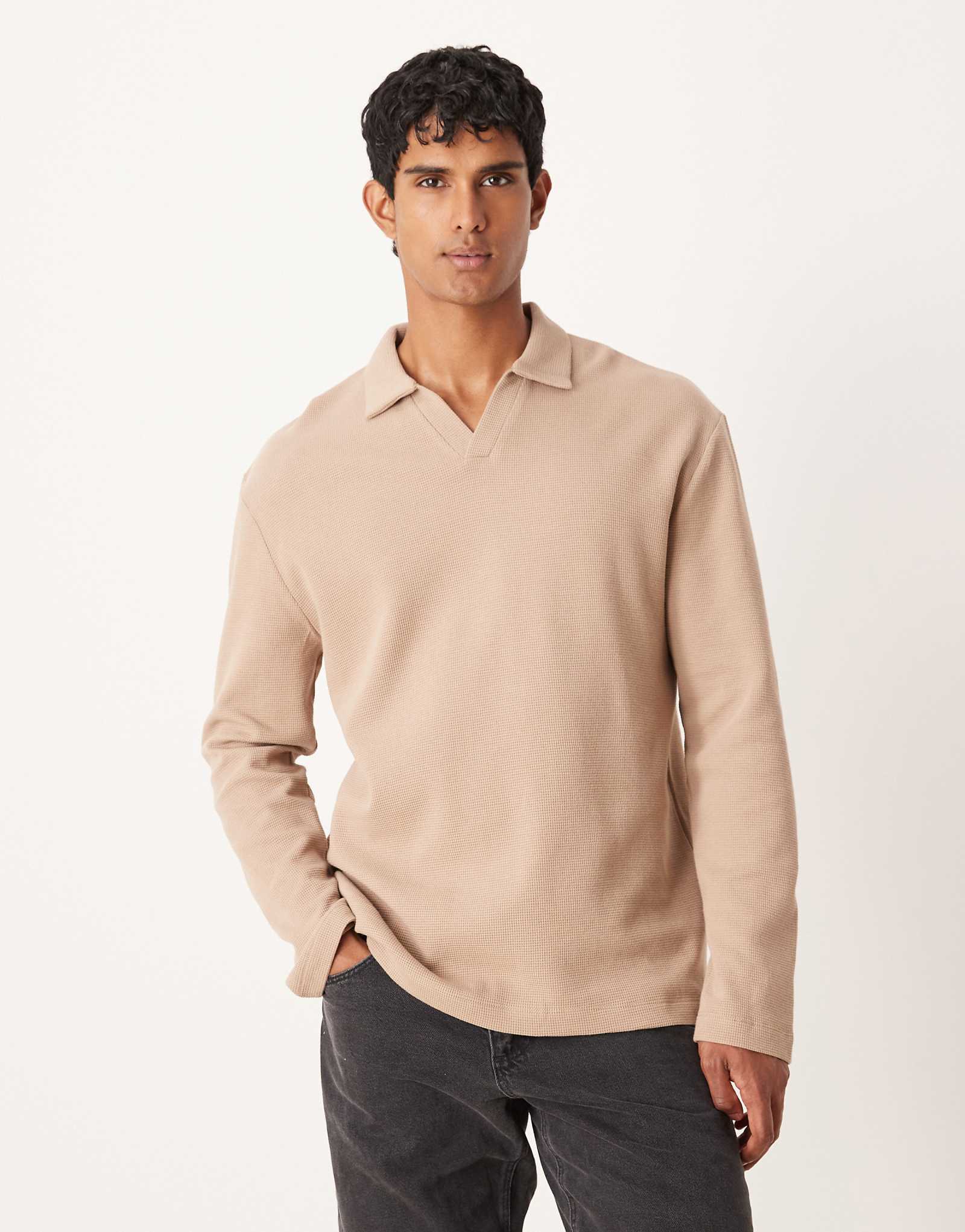 Непринужденная рубашка поло ASOS DESIGN с длинным рукавом из бежевого вафельного трикотажа 7090₽