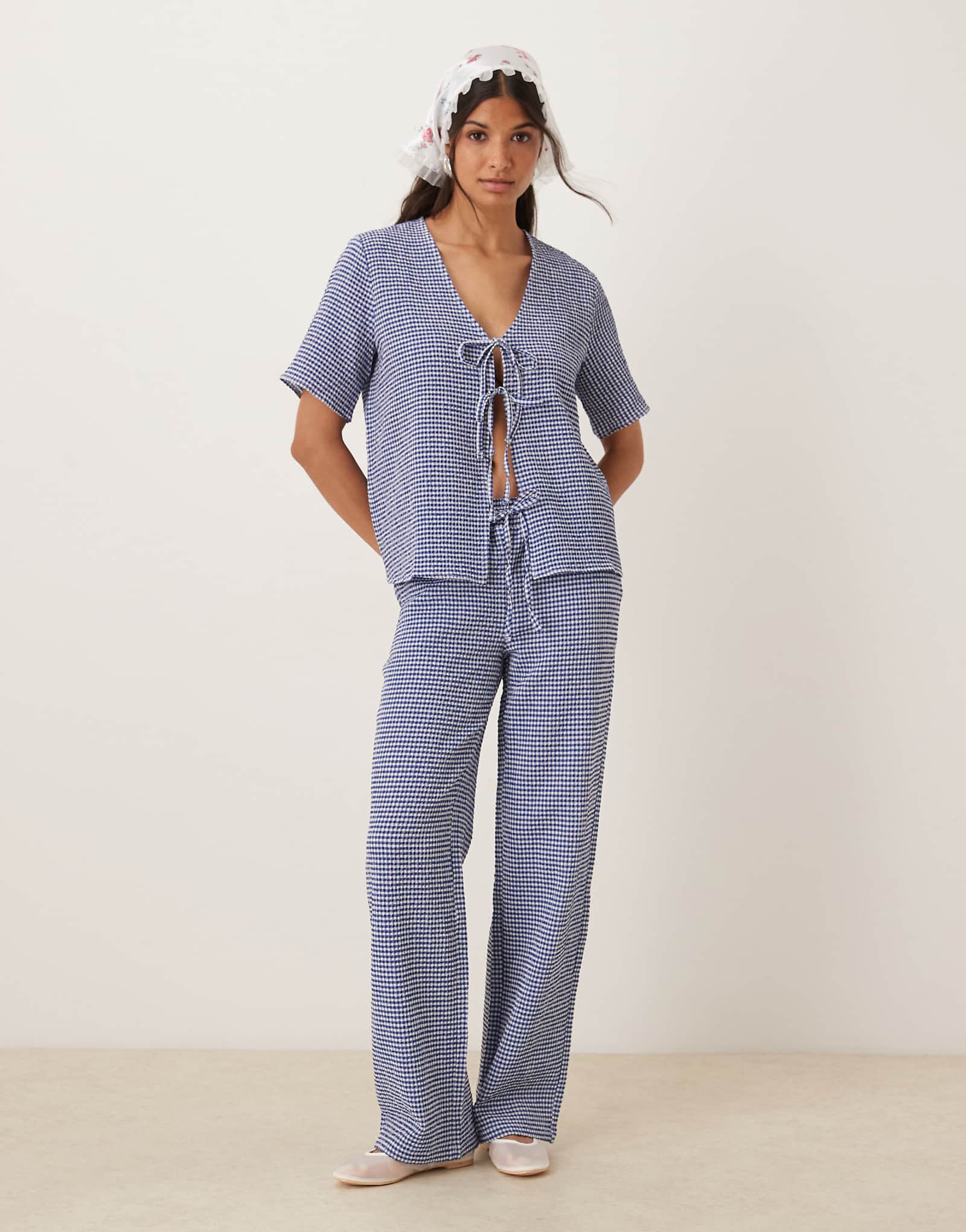 Широкие брюки JDY seersucker в синюю клетку - часть комплекта 13690₽