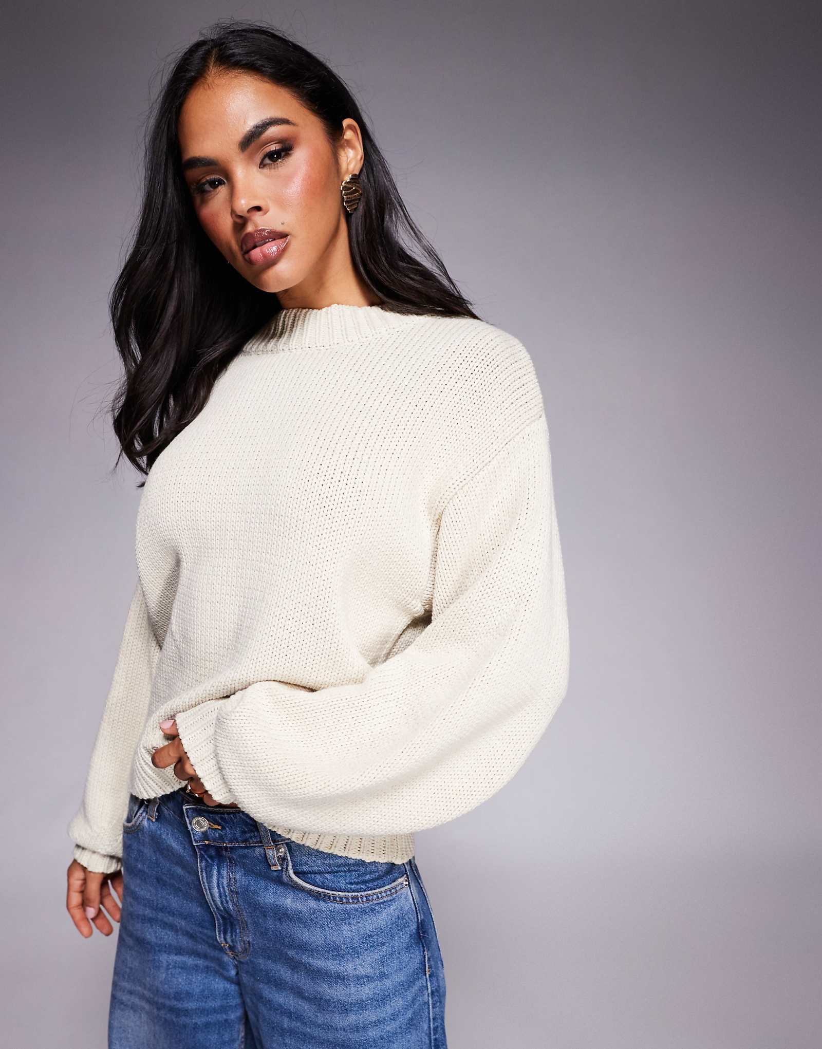 Бежевый свитер с объемными рукавами-баллончиками принцессы Полли Хармони 11590₽