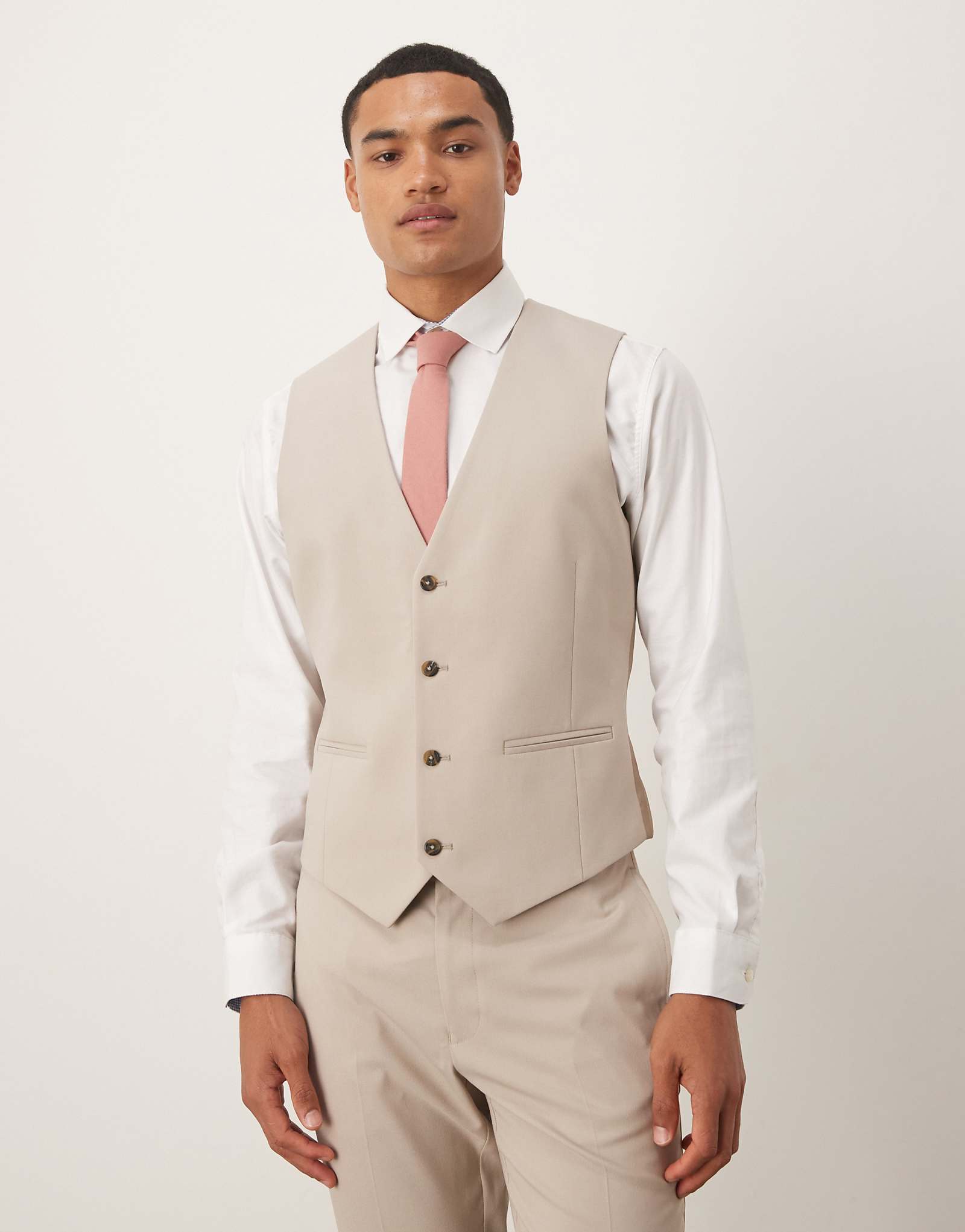 Облегающий костюм-жилет ASOS DESIGN цвета экрю 8790₽