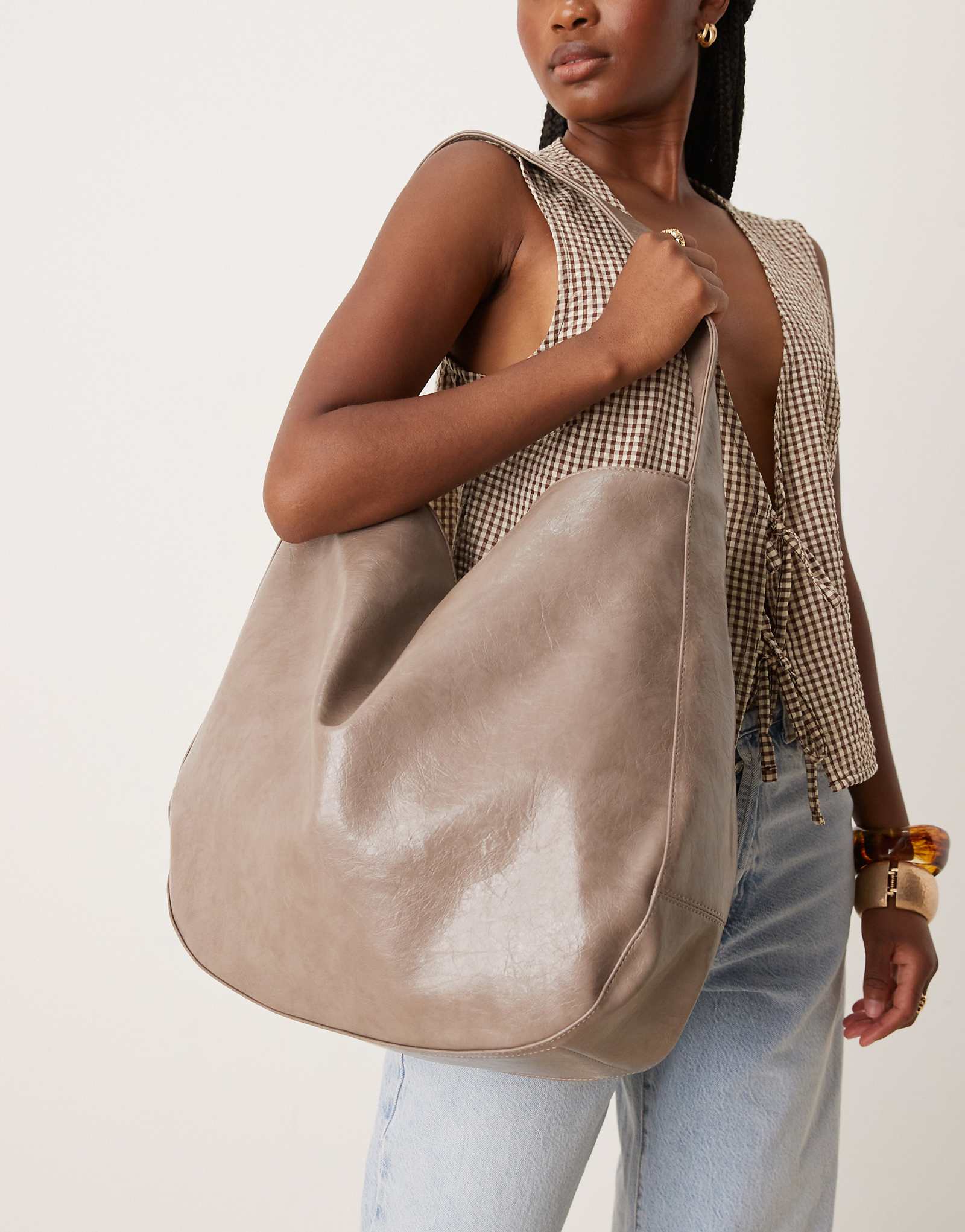 ДИЗАЙНЕРСКАЯ сумка-тоут ASOS scoop серого цвета 3390₽