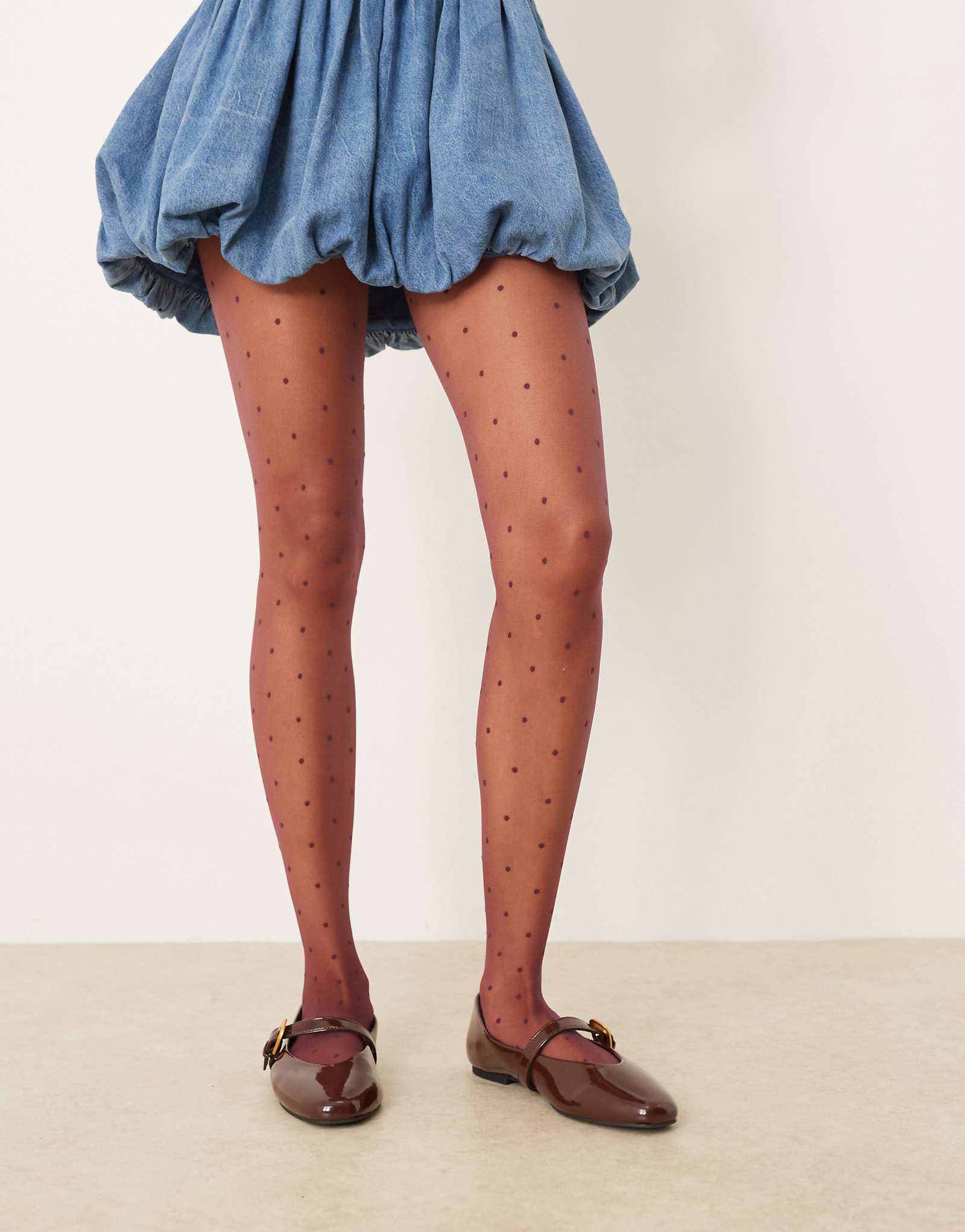 Колготки ASOS DESIGN с мини-рисунком в горошек бордового цвета 3090₽