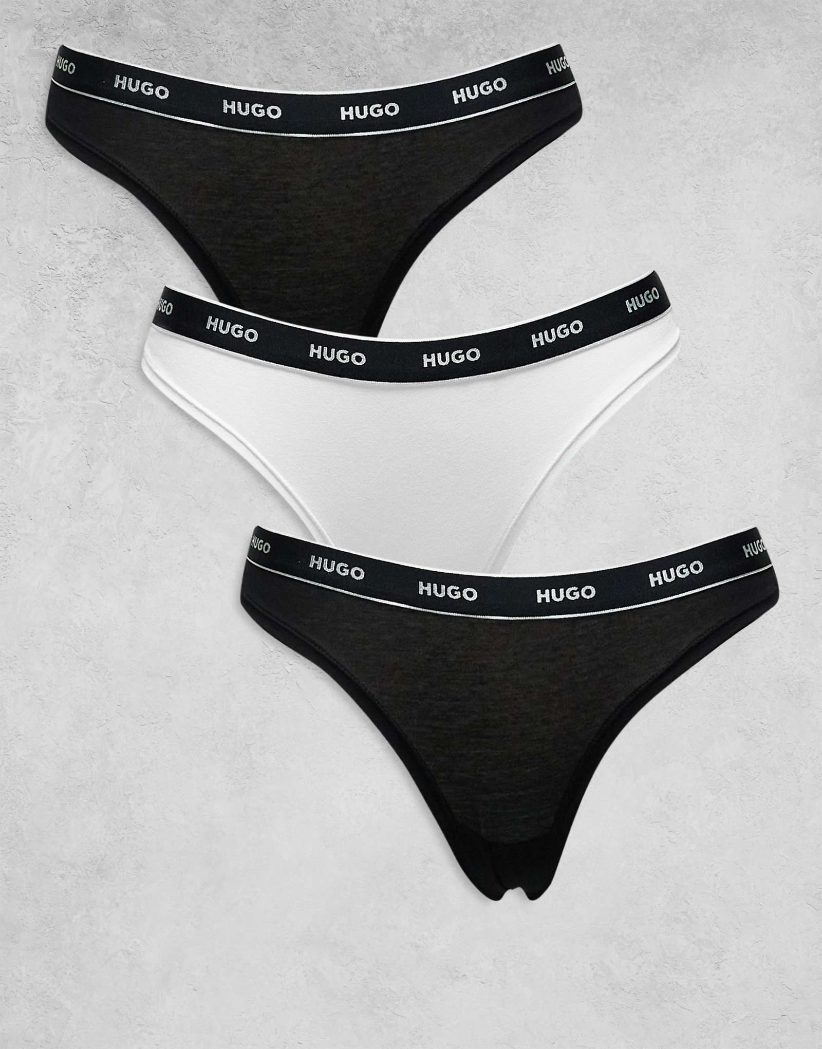 HUGO Bodywear 3-комплект черно-белых трусиков-стрингов 6090₽