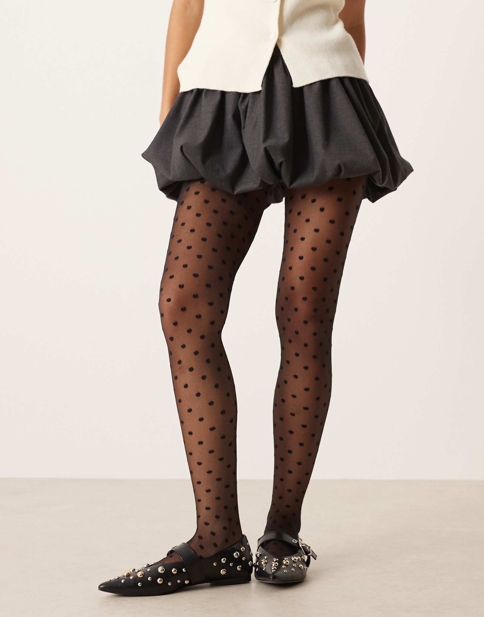 Черные колготки ASOS DESIGN со средним рисунком в горошек 2390₽