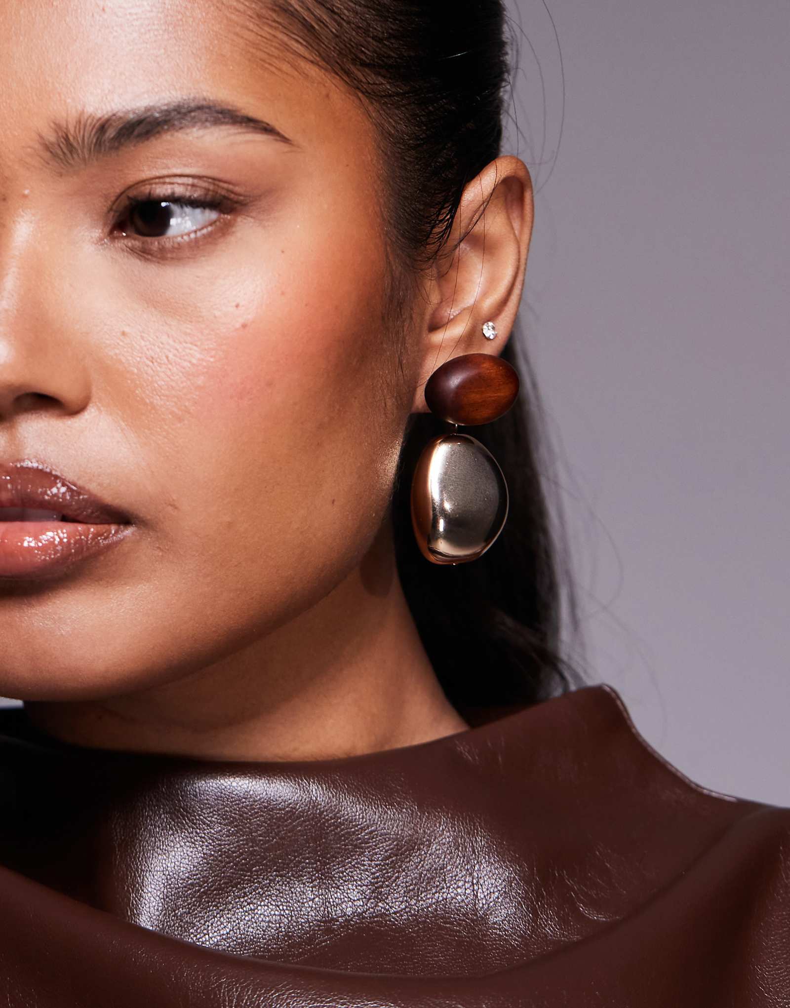 Серьги-гвоздики ALDO teyrra с эффектом золота и дерева