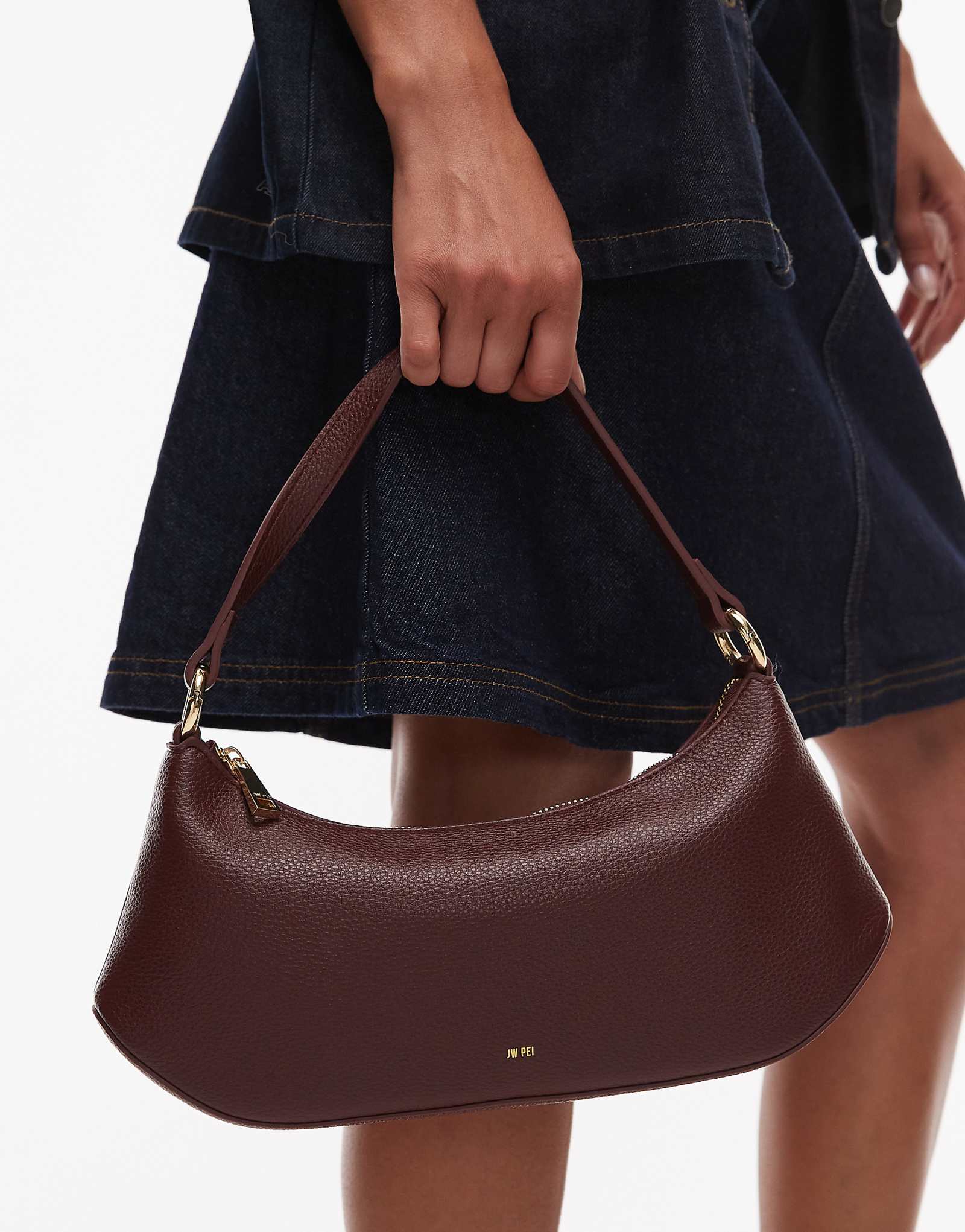 Изогнутая сумка через плечо JW PEI бордового цвета