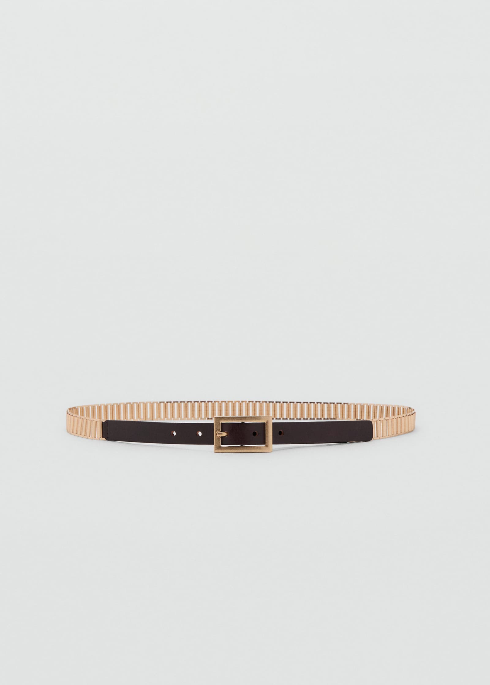 Тонкий ремень с фурнитурой из кожи манго коричневого цвета 14290₽