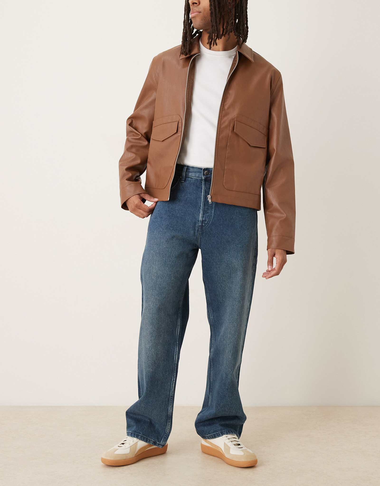 Мешковатые джинсы ARKET Mist с низкой посадкой и широкими штанинами зелено-голубого цвета 28190₽