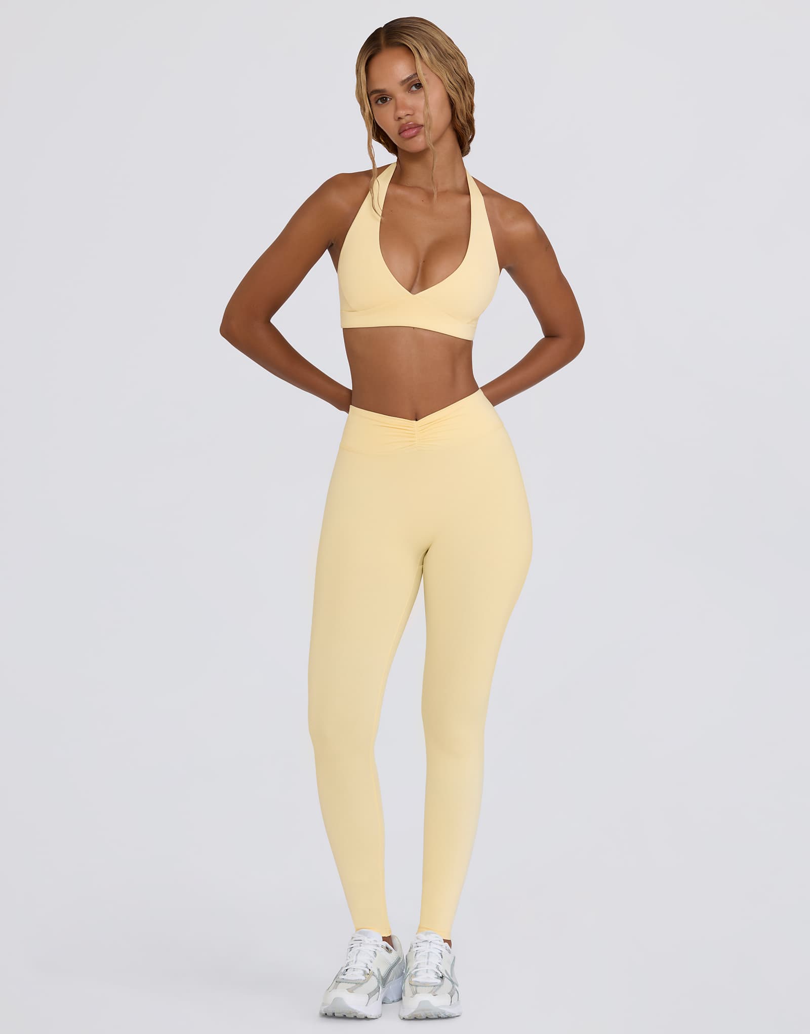 Леггинсы средней посадки с рюшами Bo+Tee из лимонного вереска