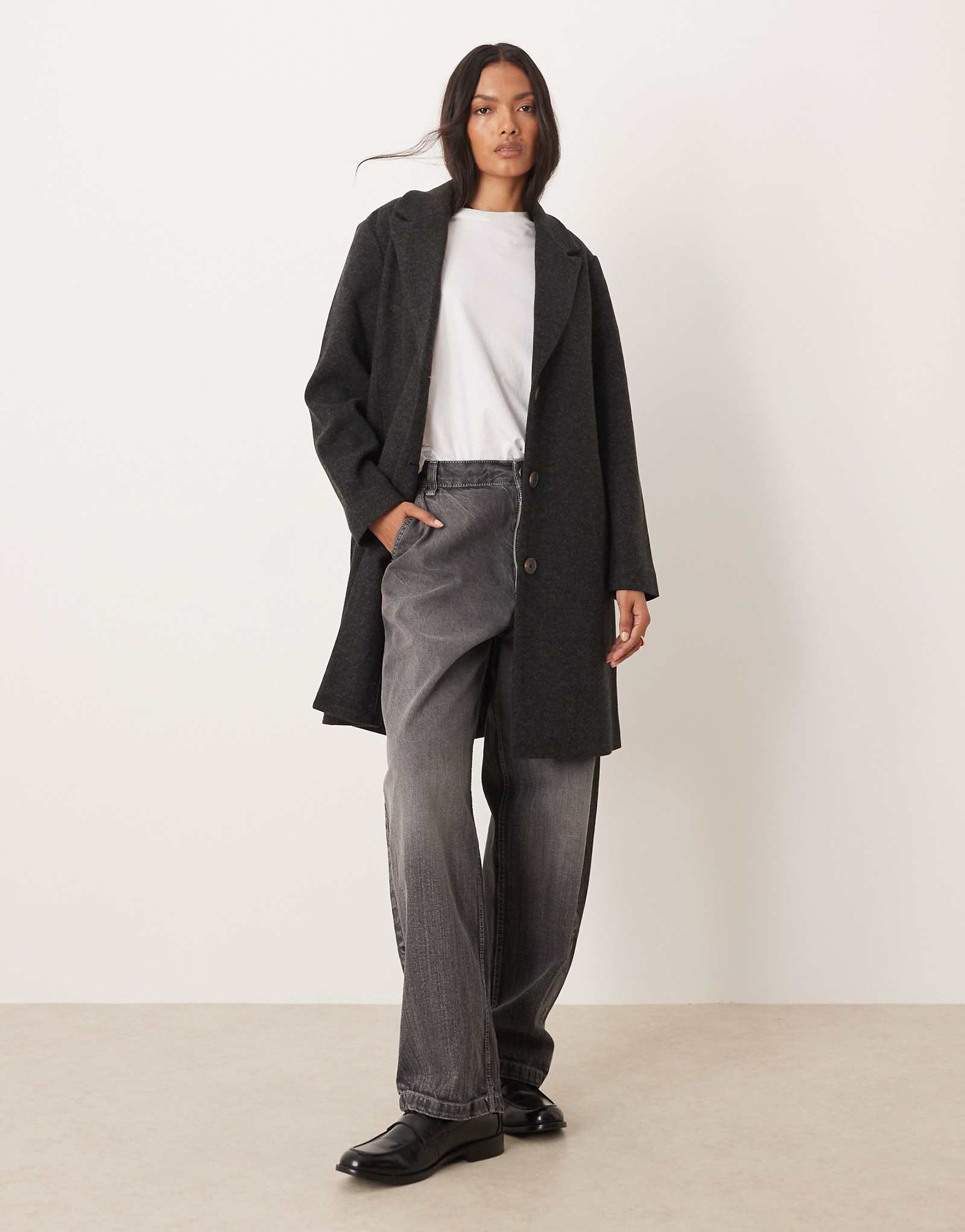 Удлиненное пальто JDY черного цвета 23890₽