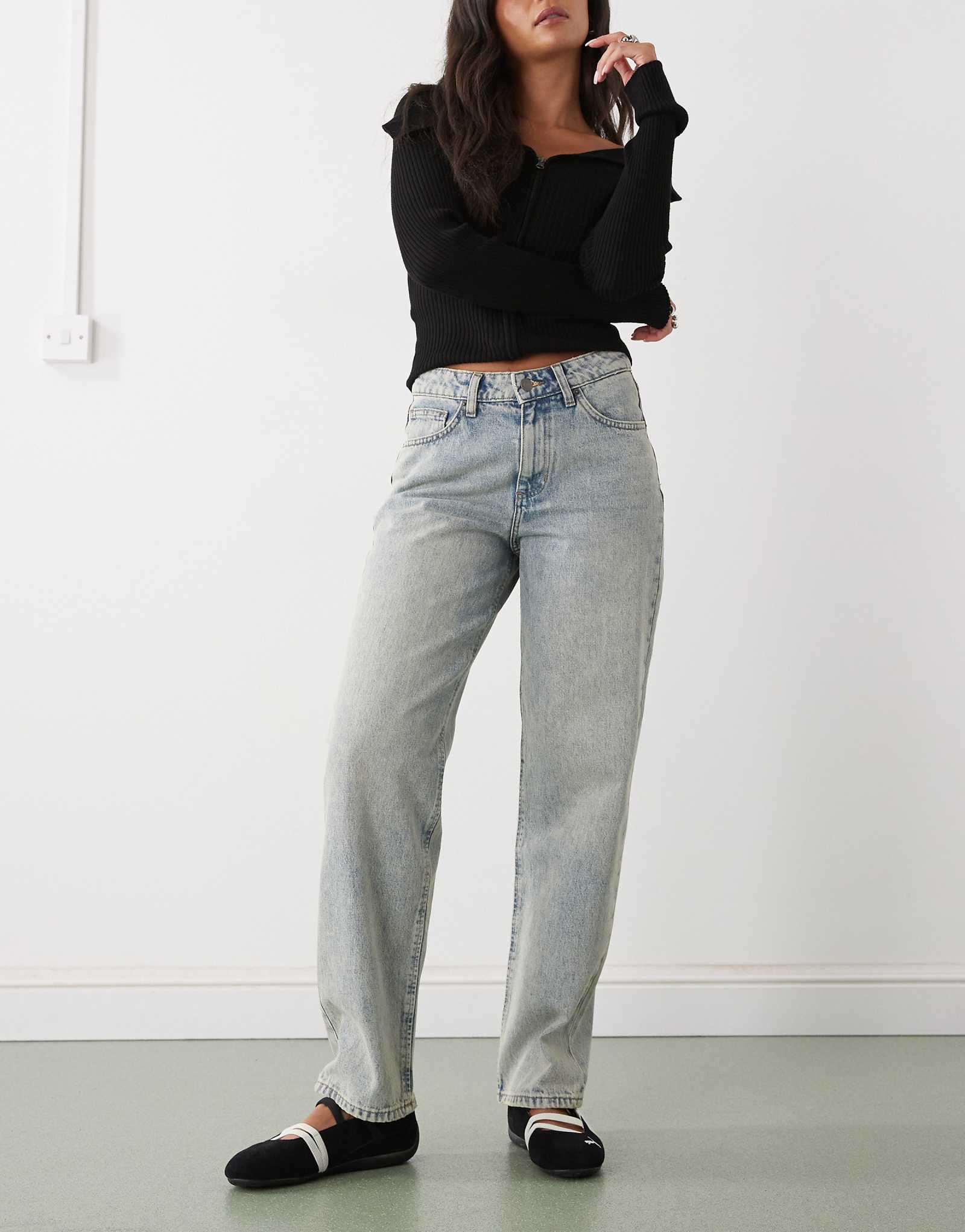 Мешковатые джинсы для папы Guess Originals светло-голубого цвета