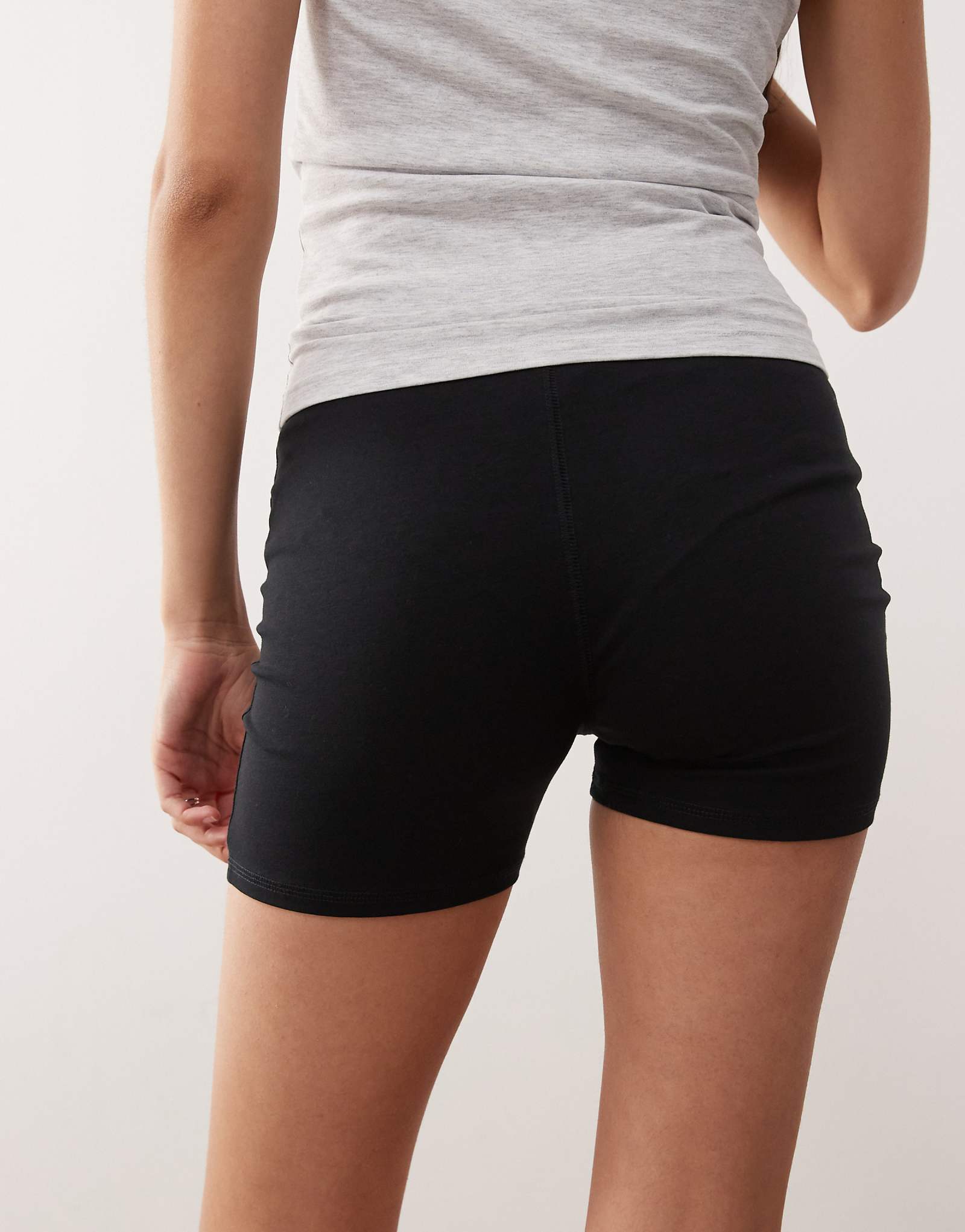 Микро-шорты COLLUSION черного цвета