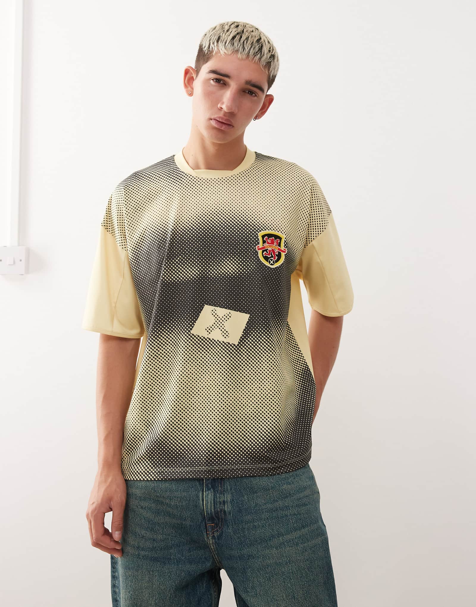 Футбольная майка с изображением сговора желтого цвета 3690₽