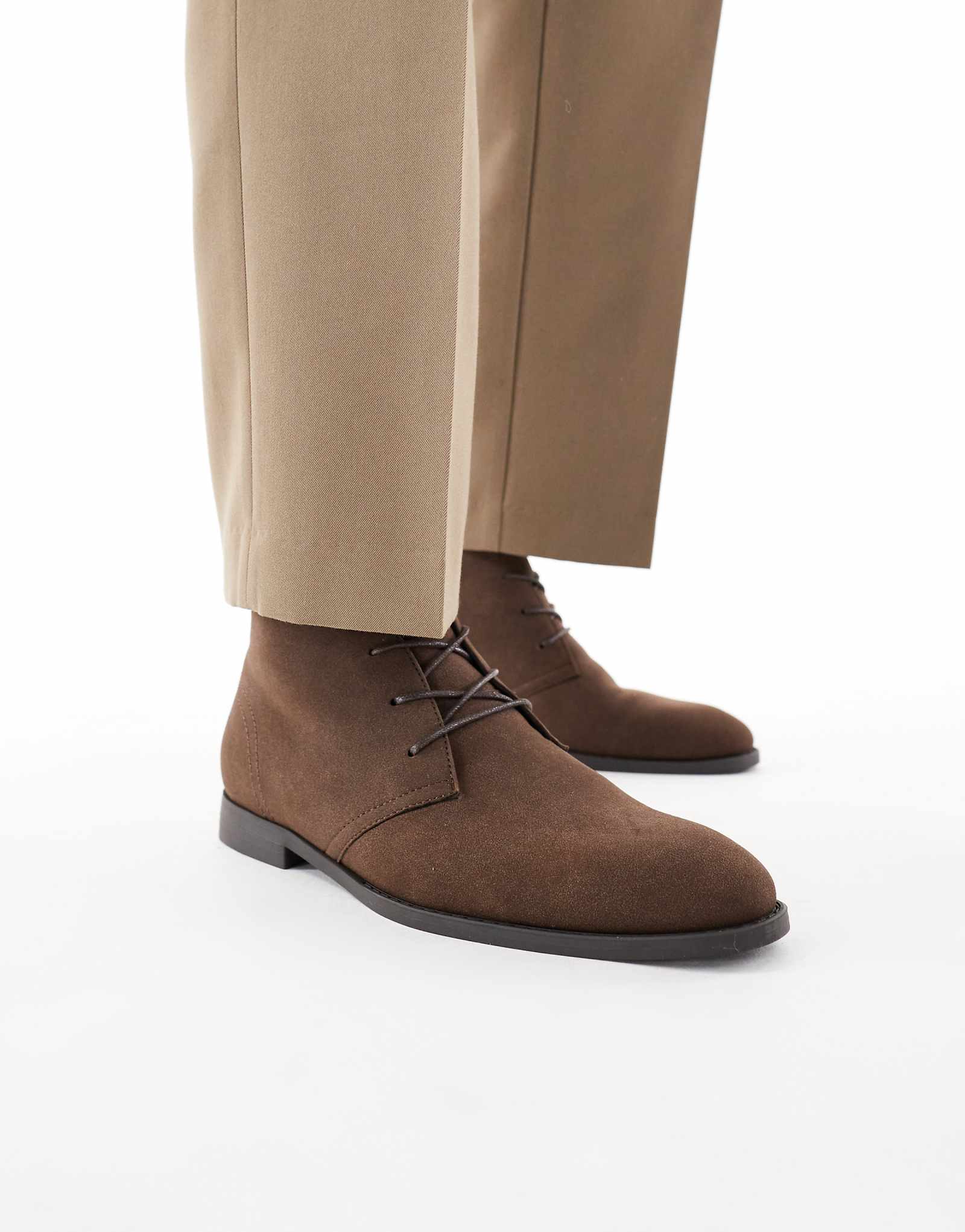 Коричневые ботинки chukka на шнуровке от ASOS DESIGN 10190₽