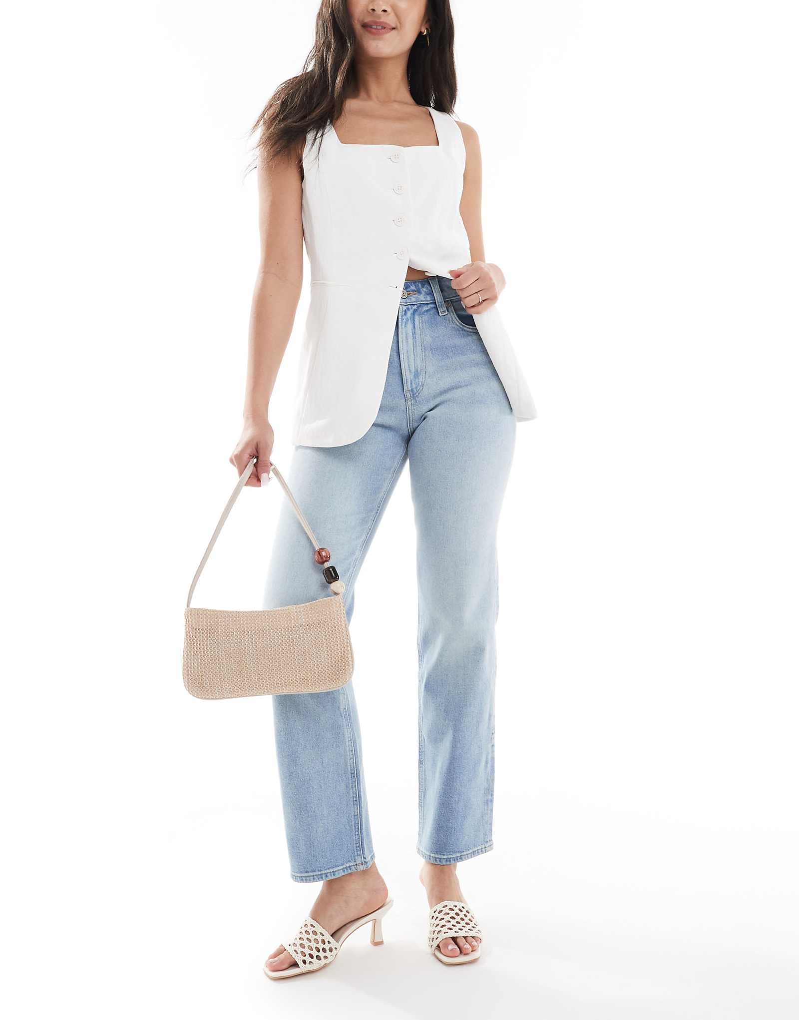 Джинсы Calvin Klein Jeans с высокой посадкой и прямыми штанинами синего цвета постиранные 20390₽