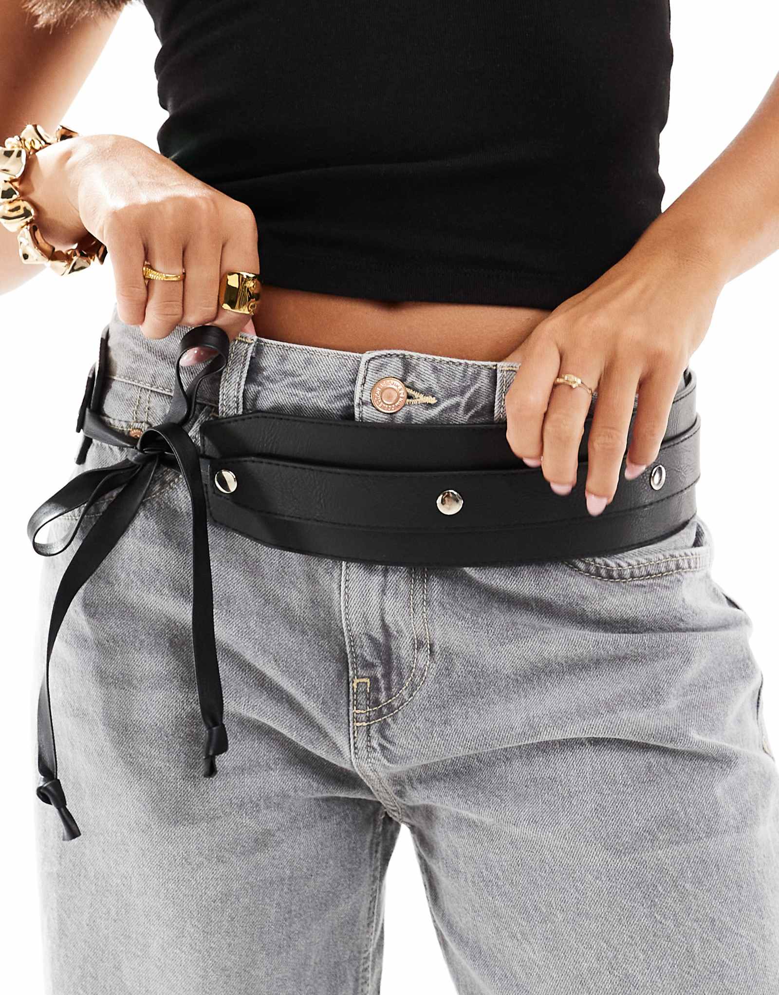 Мои аксессуары широкий пояс-галстук с заклепками черного цвета 5290₽