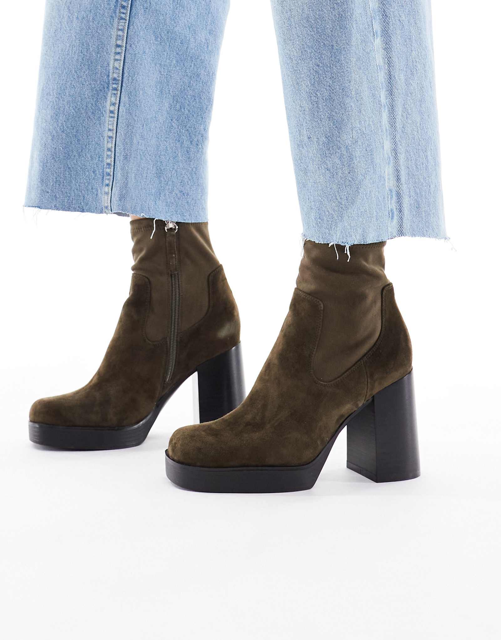 Ботинки ALDO Seraphica на высоком массивном каблуке с носком до щиколотки из коричневой кожи