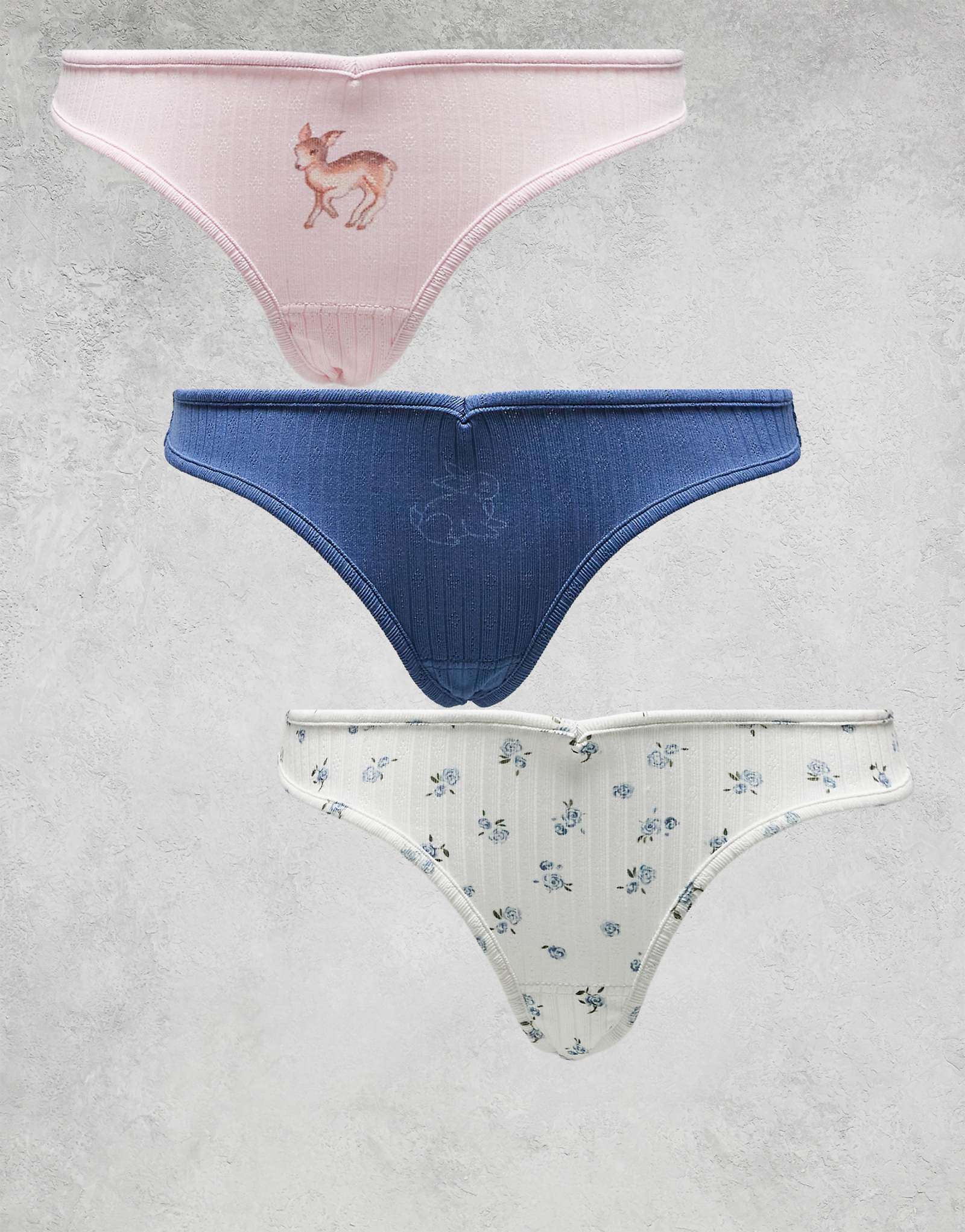 Трусы-пуантельки Daisy Street 3 упаковки с цветочным принтом в виде зайчика 6490₽