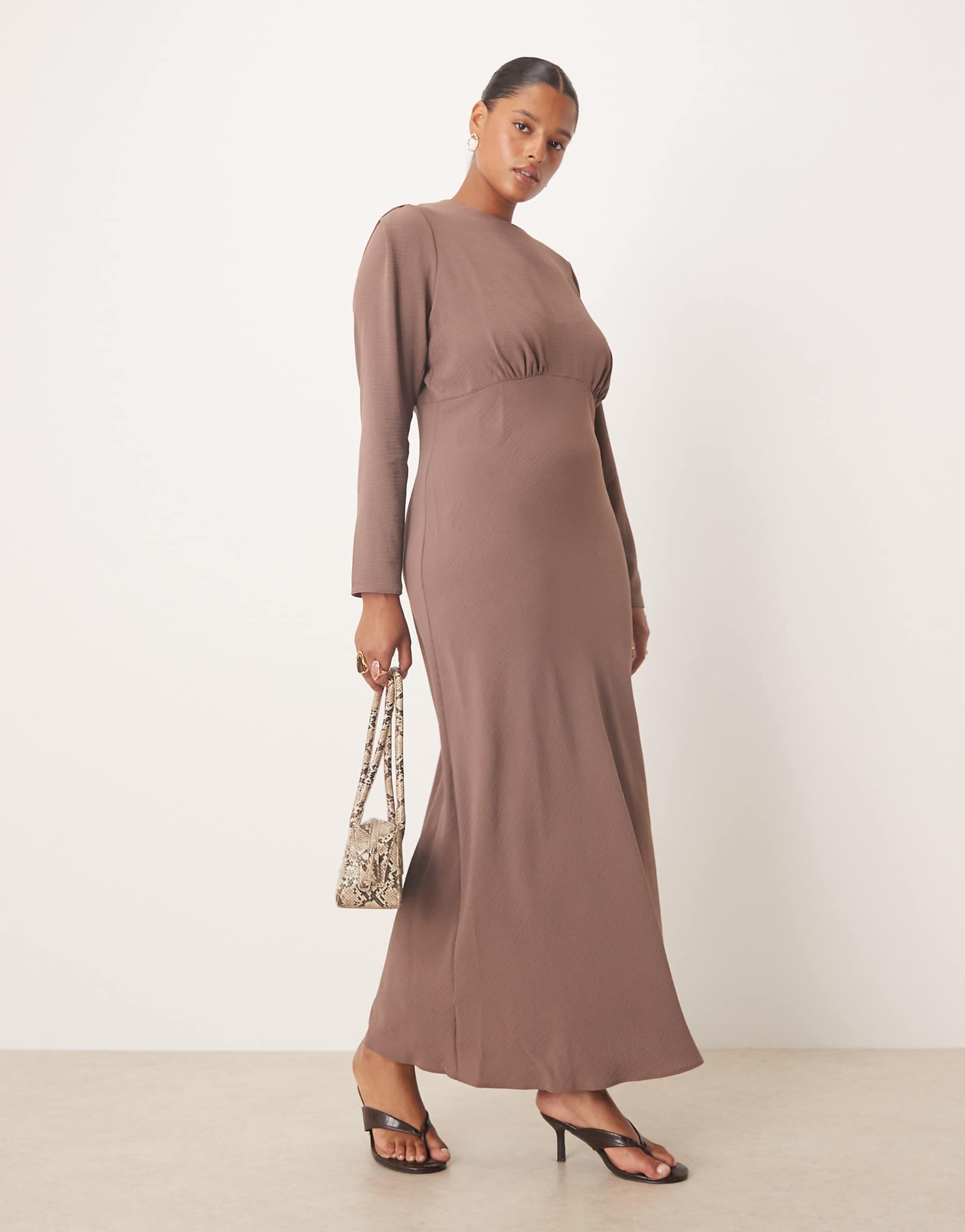 -- ASOS DESIGN Curve - brown 6490₽