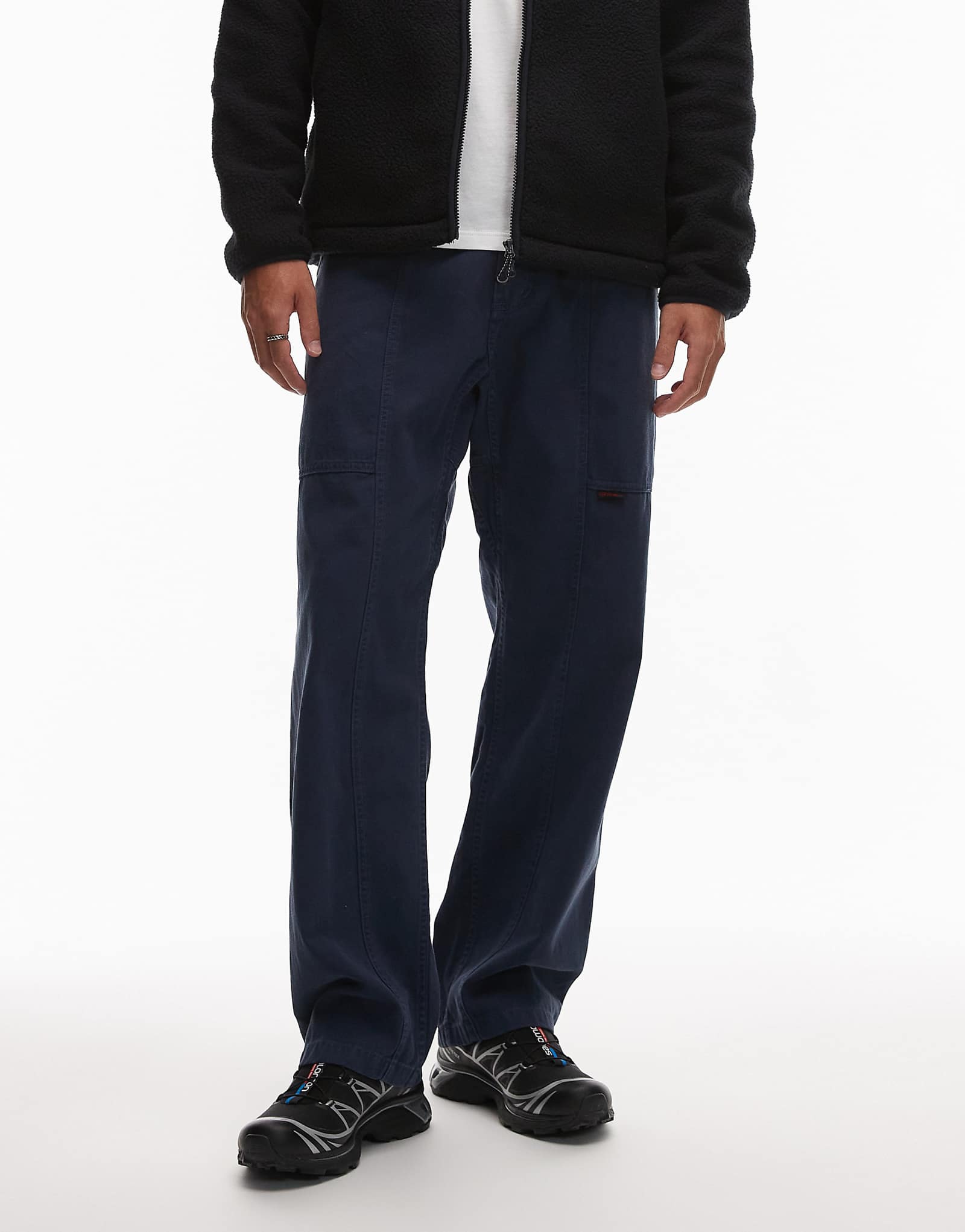 Брюки свободного кроя Gramicci gadget темно-синего цвета 42490₽