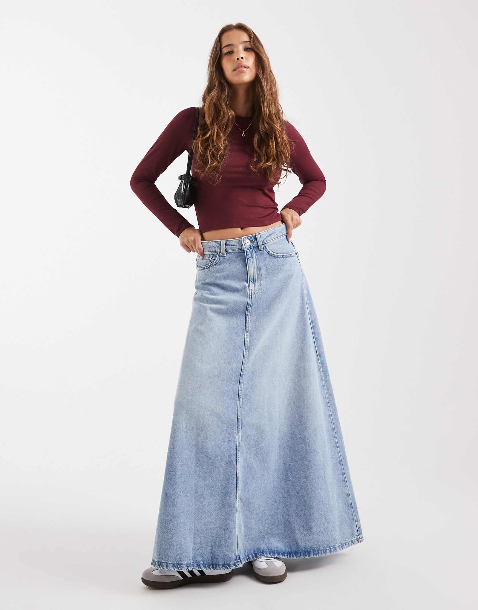 Джинсовая юбка макси из кусочков светло-голубого цвета 17790₽