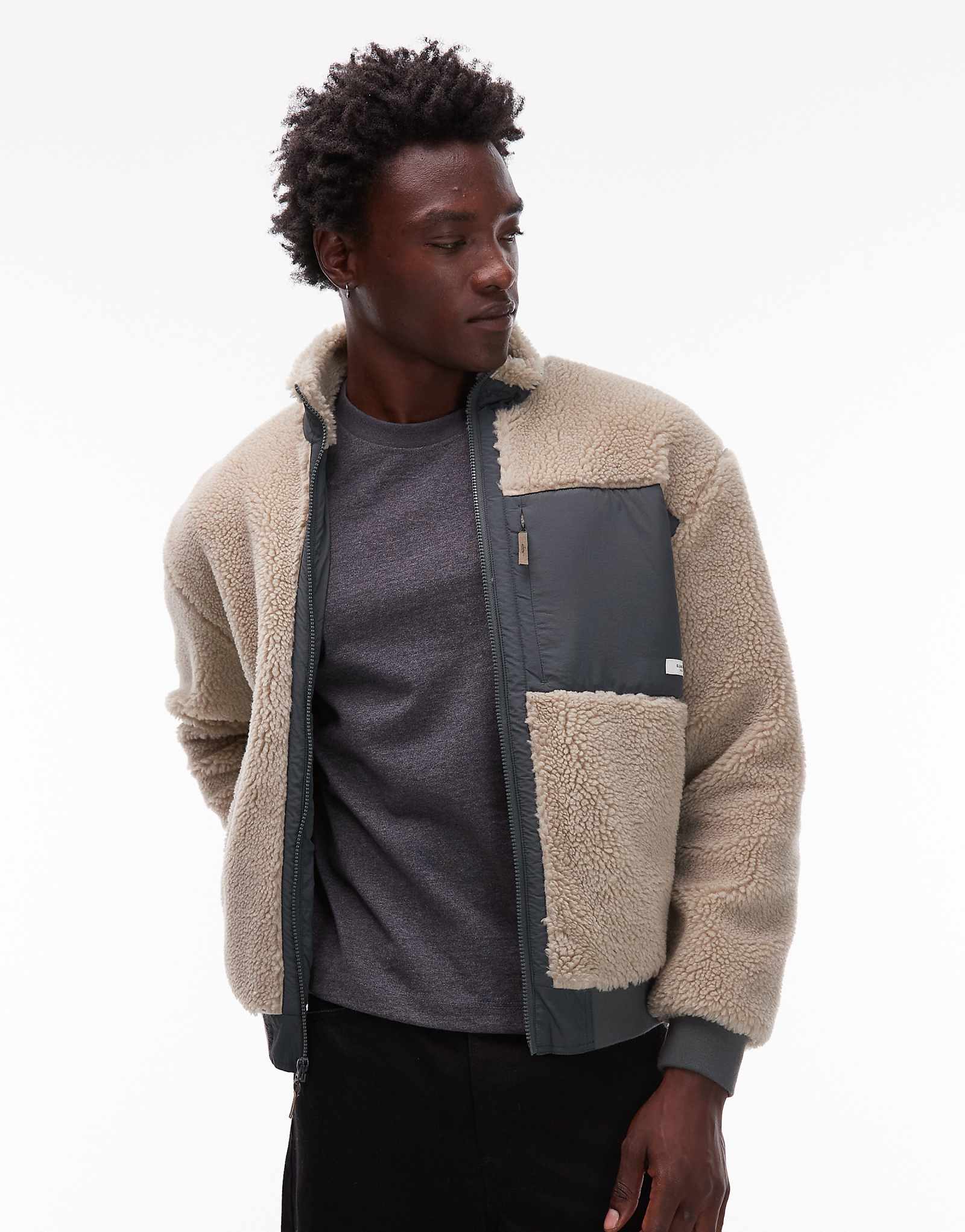 Плюшевый мишка Element oak из флиса кремового цвета на молнии 47790₽