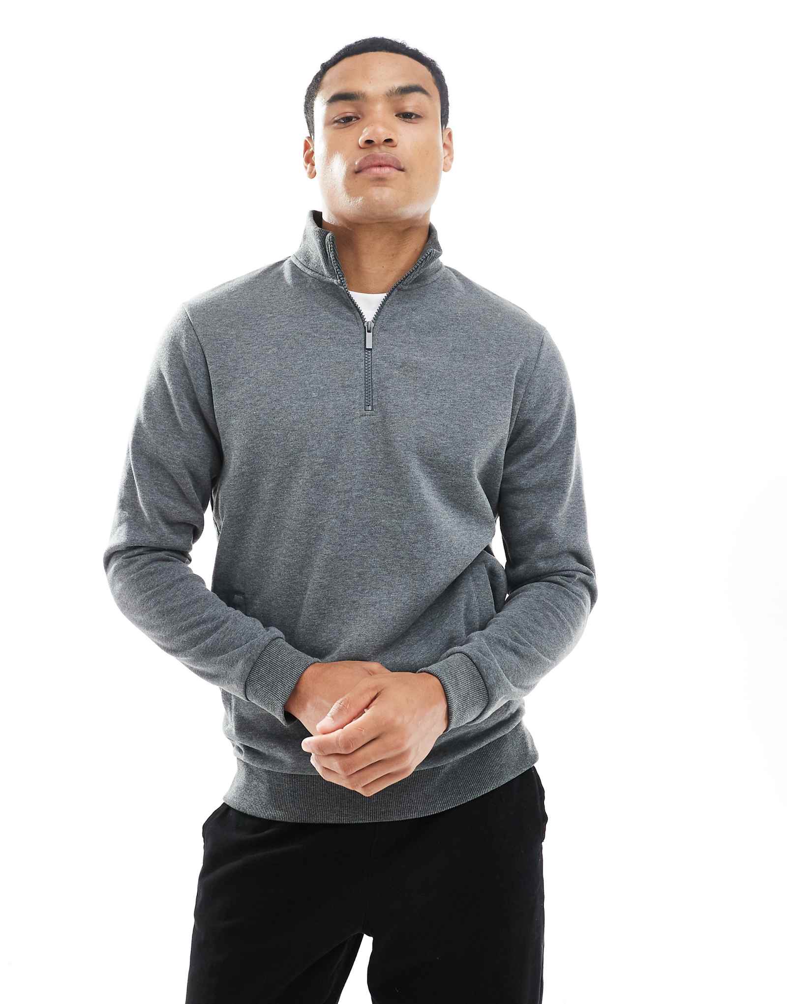 Вязаный свитер Brave Soul с воронкообразным вырезом и застежкой на четверть молнии угольно-серого цвета 6490₽