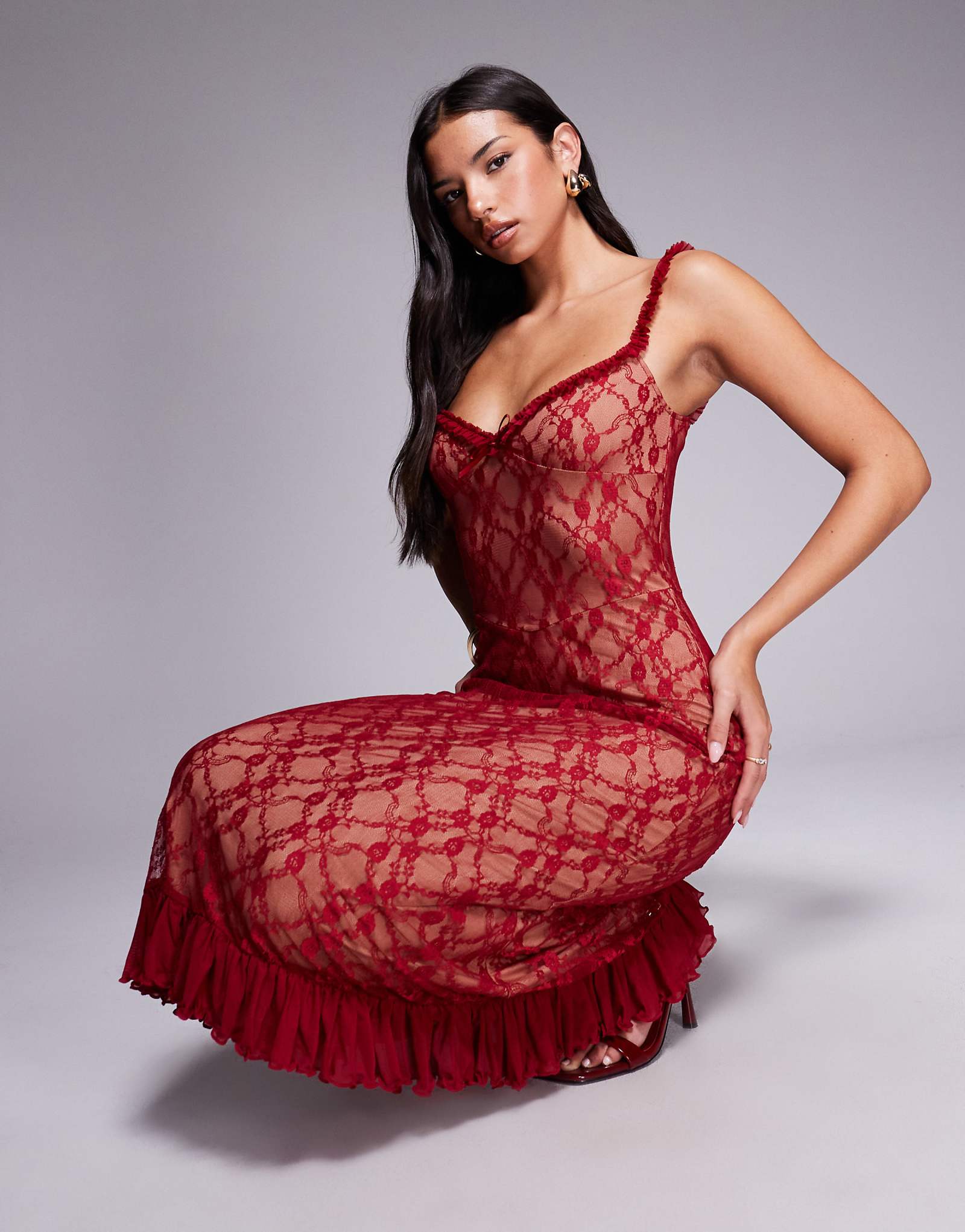 Красное миди-платье Tiger Mist Deja 90-х годов с кружевными оборками и бантом