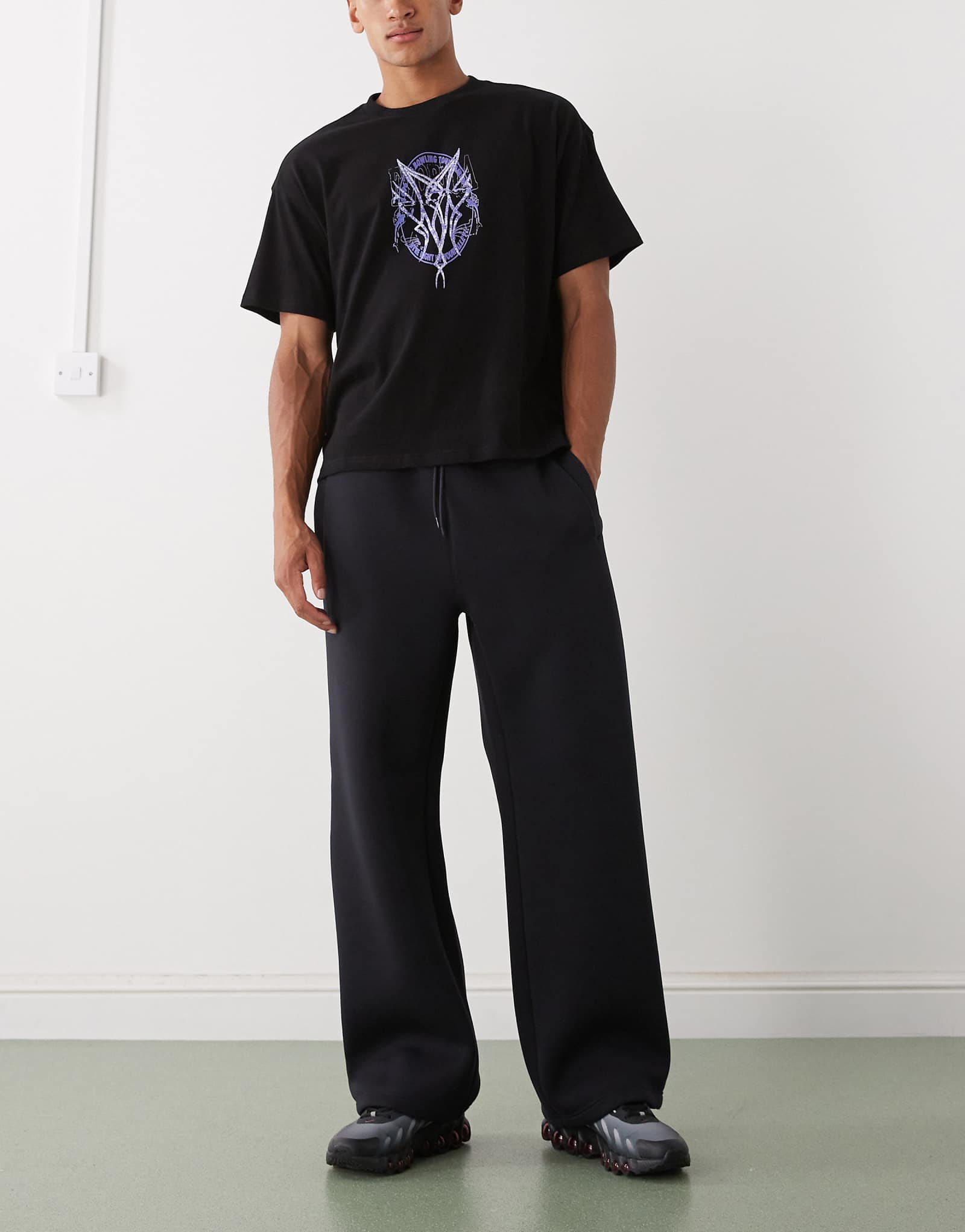 - dark navy 17390₽