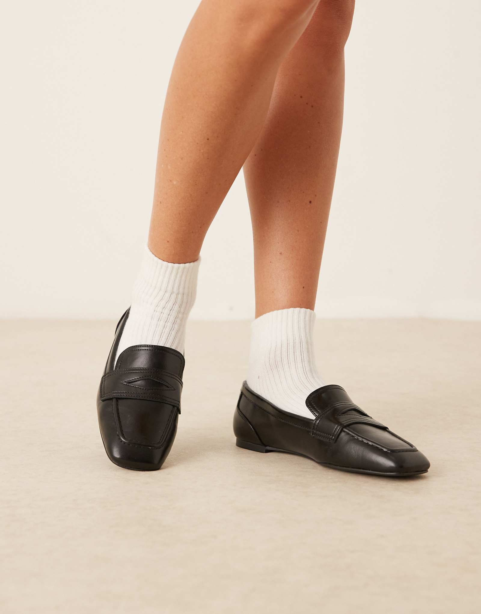 Дизайнерские мальтийские мокасины ASOS с широким кроем черного цвета