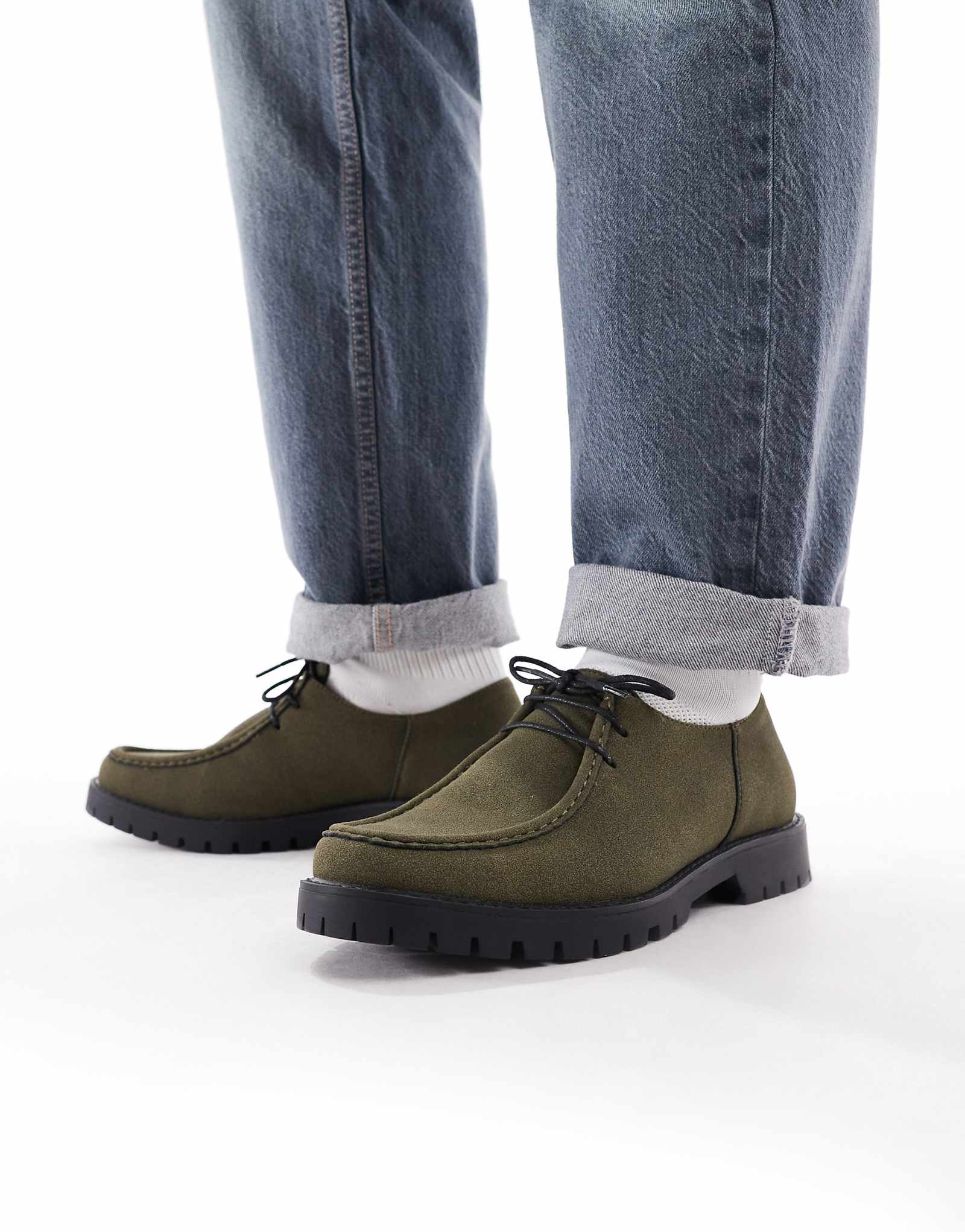 Туфли SEQWL на шнуровке из искусственной замши оливкового цвета 10590₽