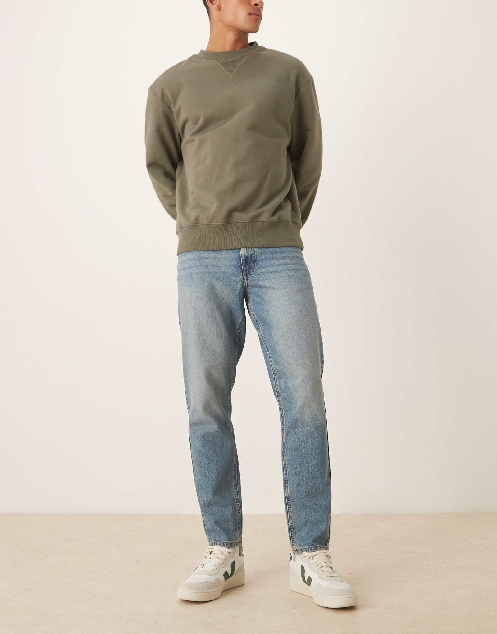 ASOS - mid wash 10390₽