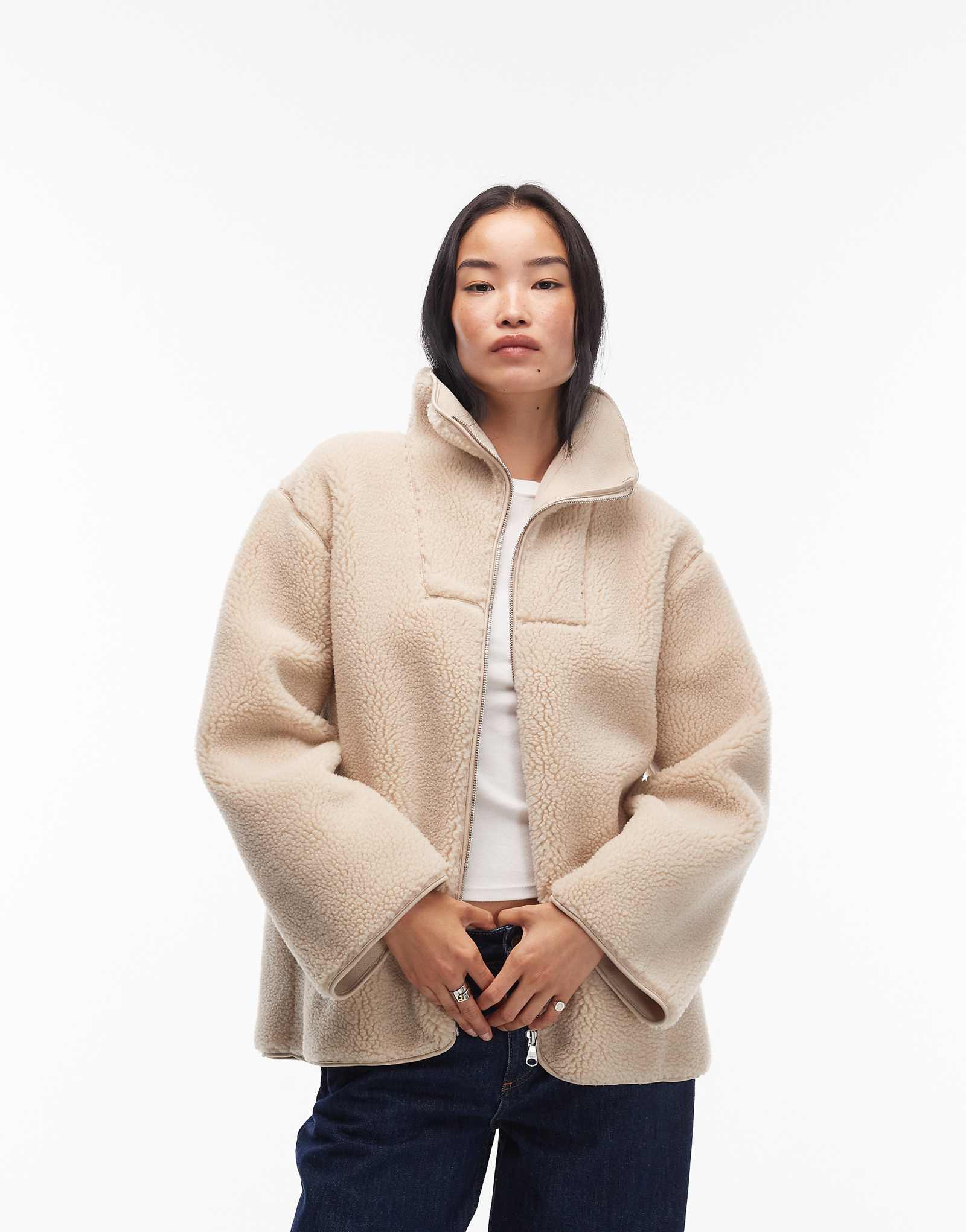 - ARKET - light beige 33790₽