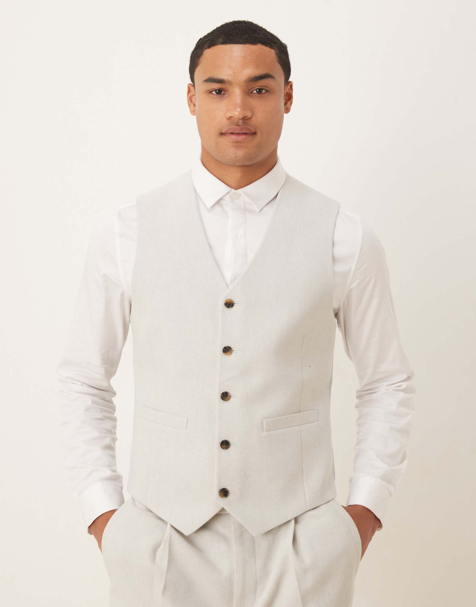 - ASOS DESIGN - light gray 3790₽