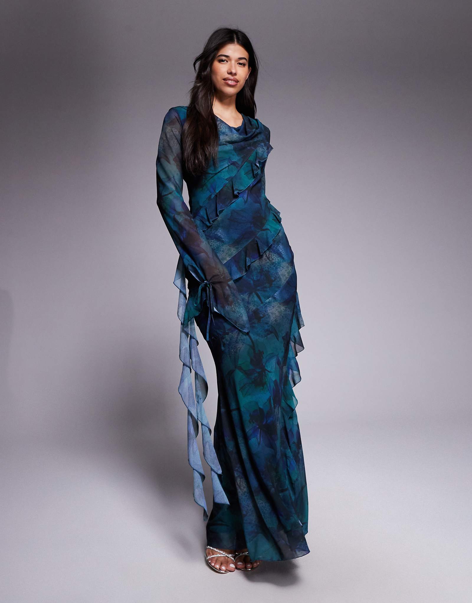 - Daska dark floral 33990₽